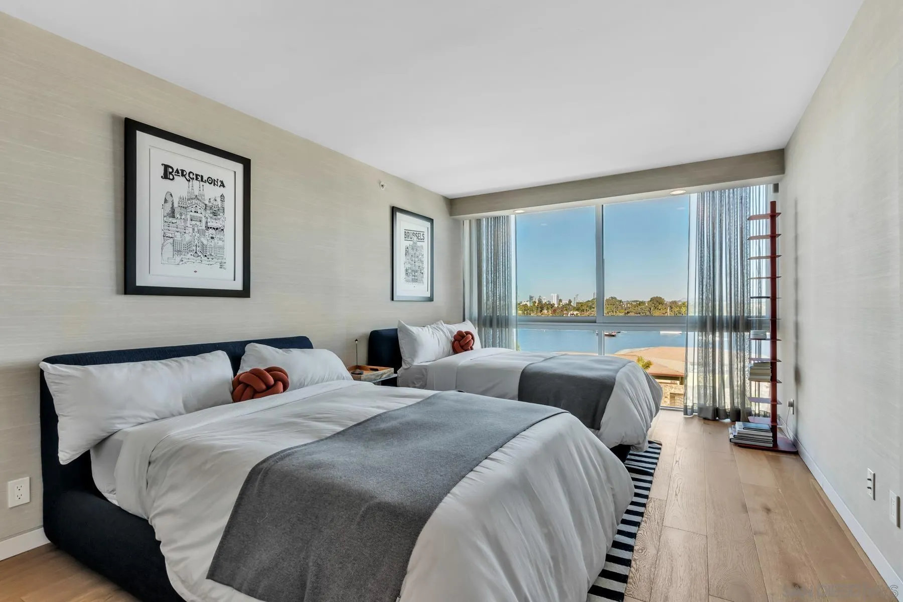 https://cdn.realtyfeed.com/cdn/127/260002446/c228961aeac8890a8e20cdf8e9a16439.webp