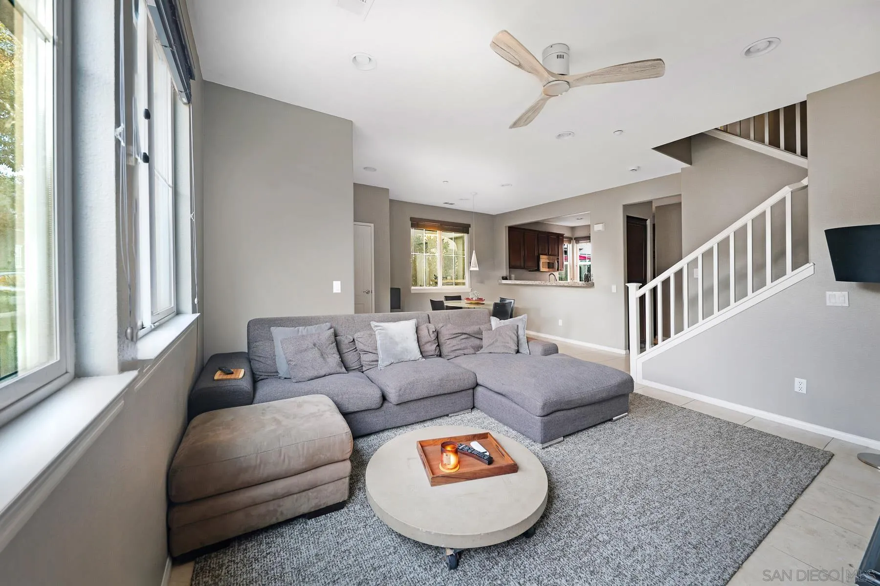 https://cdn.realtyfeed.com/cdn/127/260002450/52b0bd7ffe7f8d53681c68bb14291a4b.webp