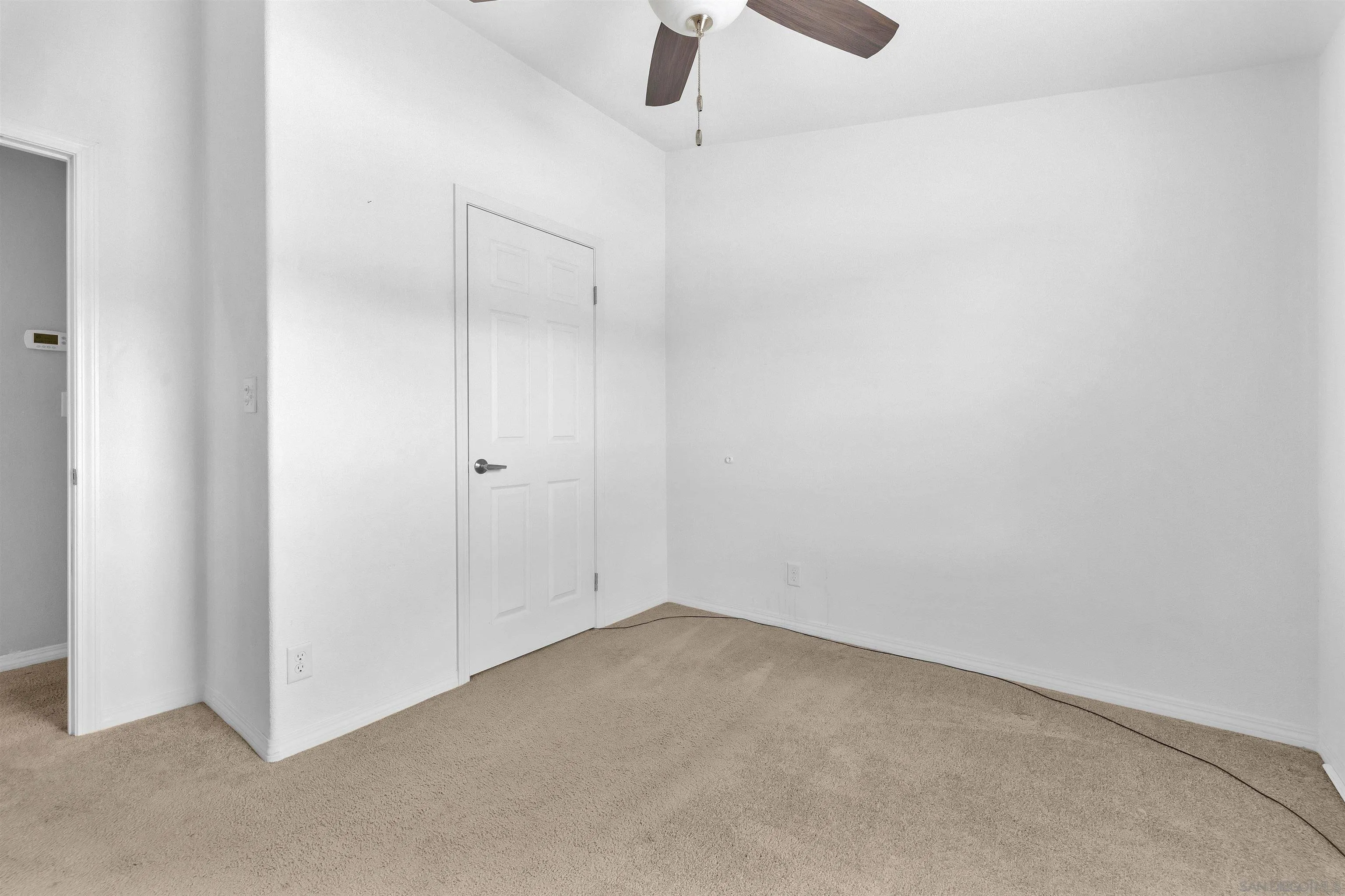 https://cdn.realtyfeed.com/cdn/127/260002453/e781241308024b6e7847cfc687f0b8bb.webp