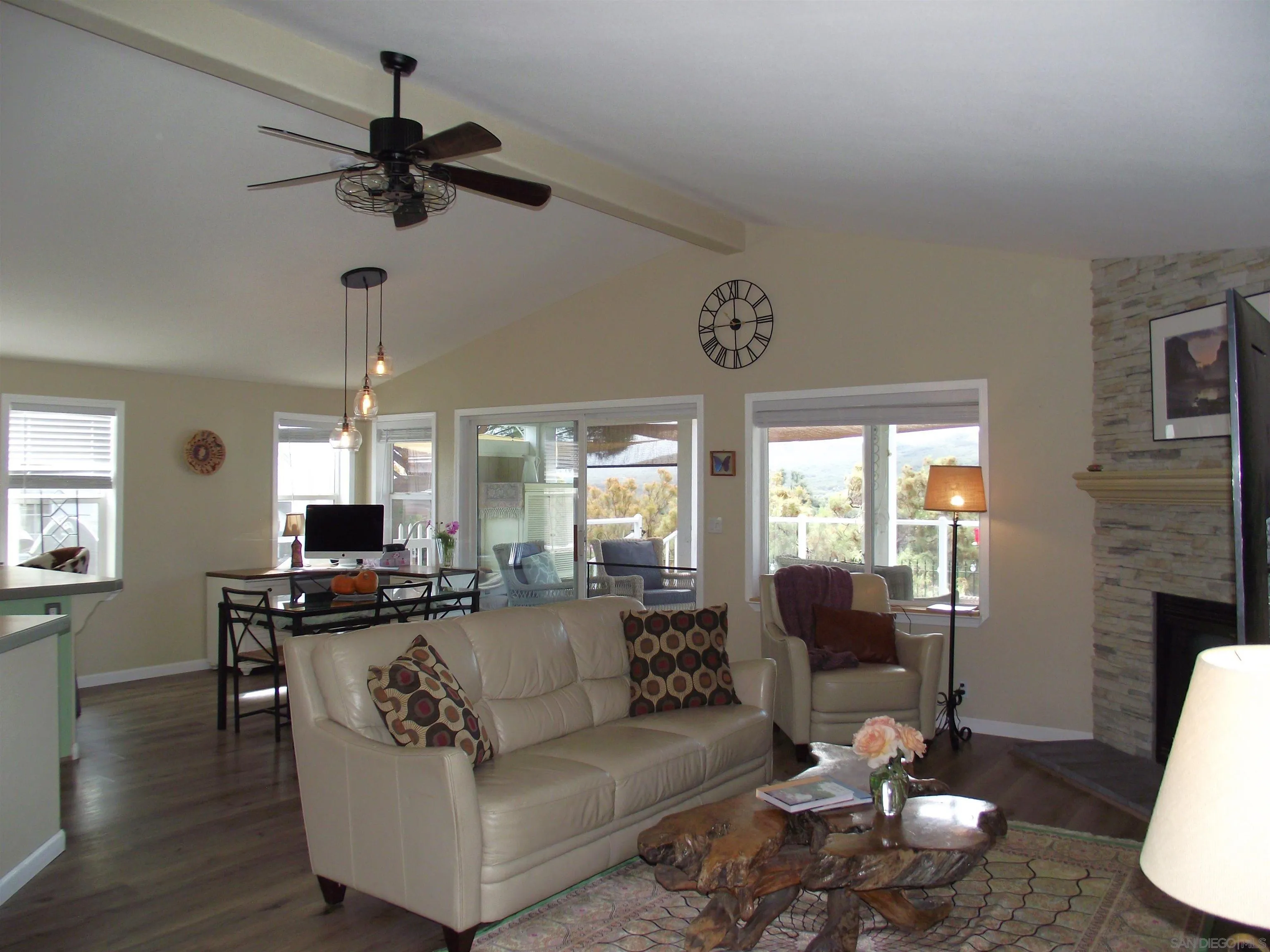 https://cdn.realtyfeed.com/cdn/127/260002456/62f1a8e3f7e24706d473b97b71e3f817.webp