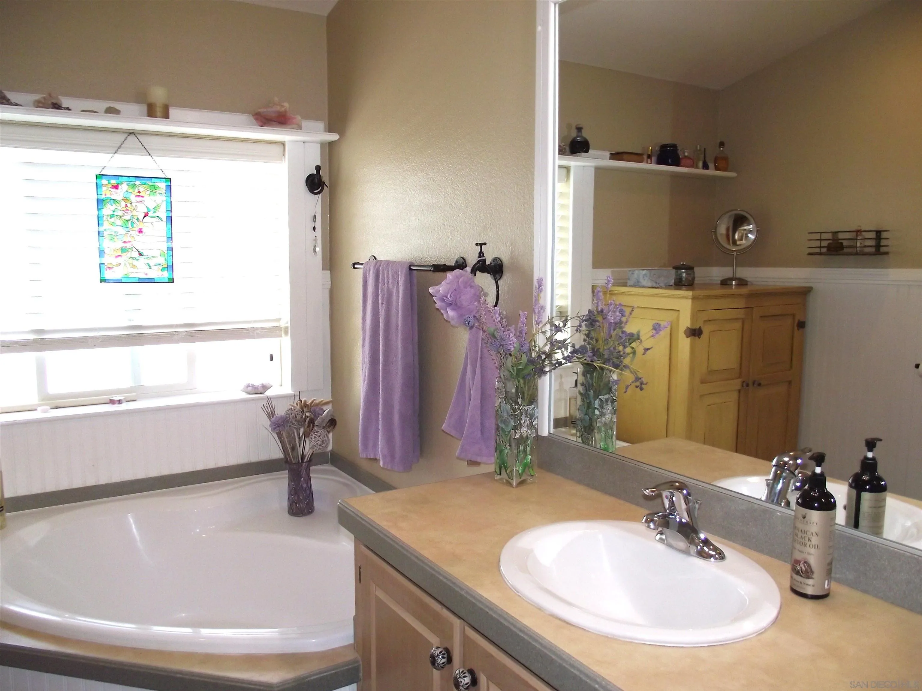 https://cdn.realtyfeed.com/cdn/127/260002456/81a80d20f109a9bac5fc1a9b5f6a851c.webp