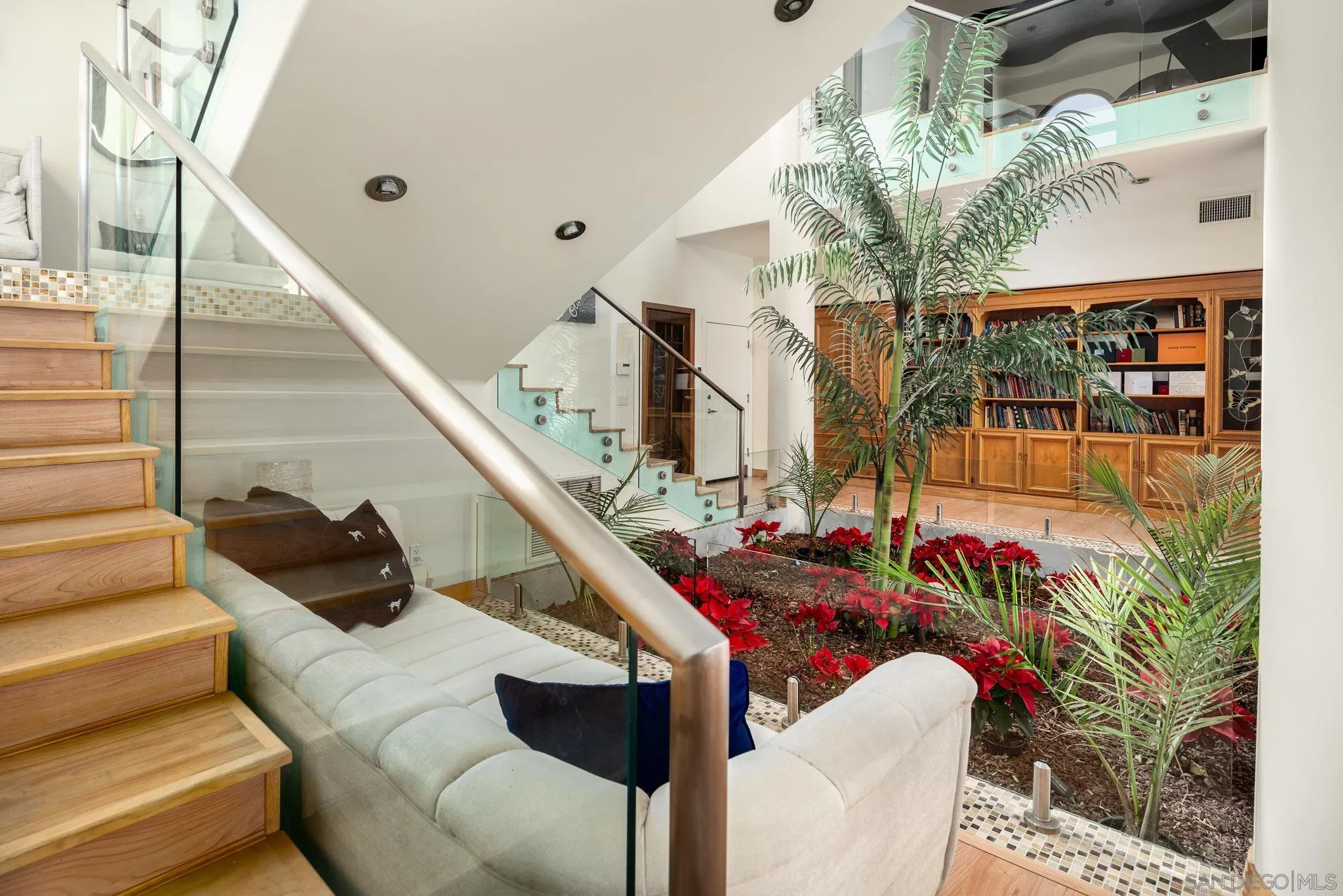 https://cdn.realtyfeed.com/cdn/127/260002457/d16025421653da27b9987e3add50a59d.webp