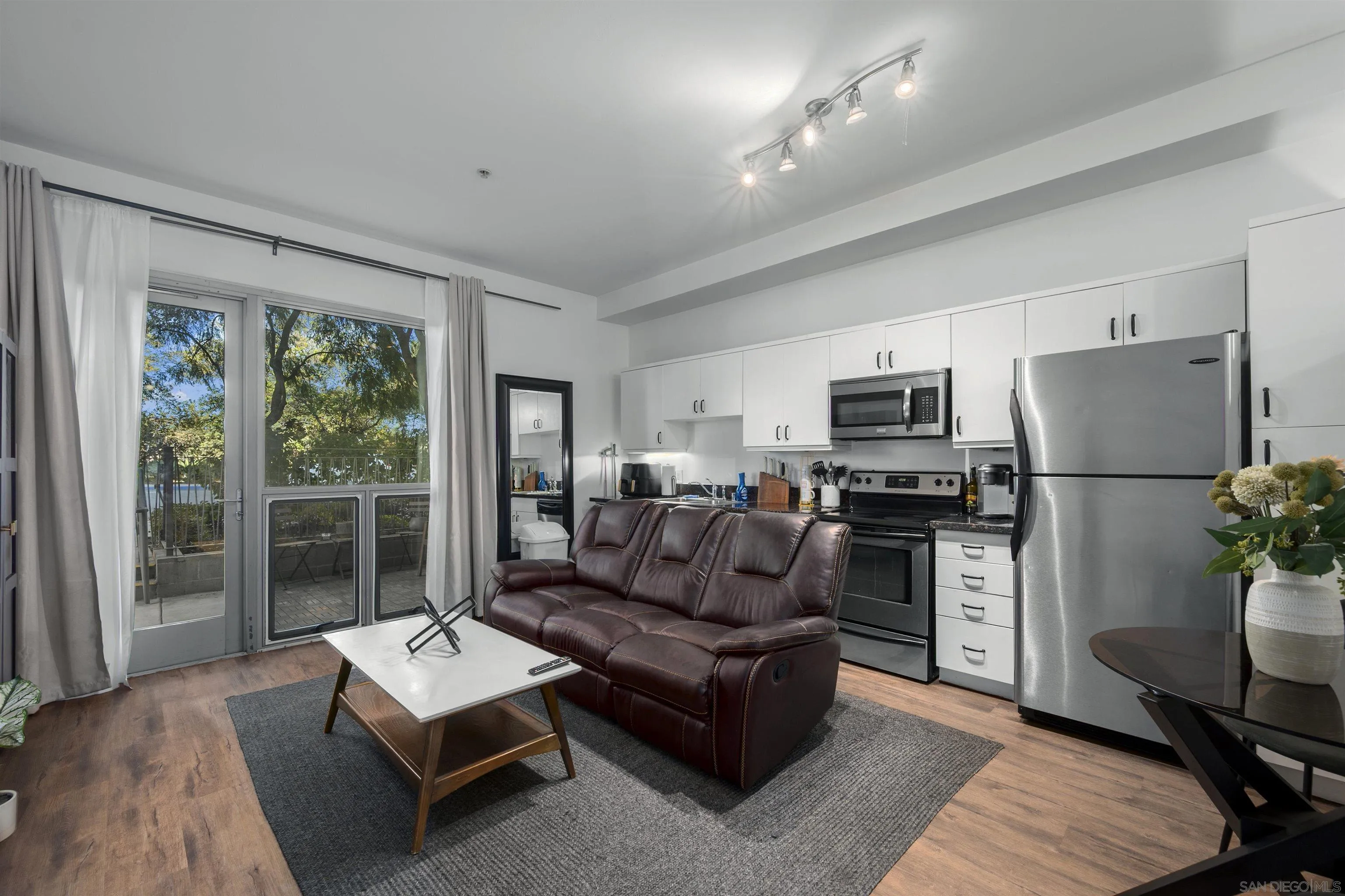 Photo #8: 260002458 Listing: Photo #8