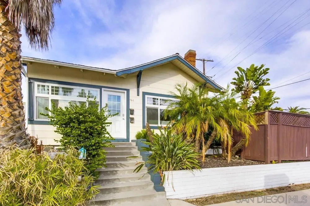 744 Robinson Ave, San Diego, CA 92103 - Photo 5 of 46, San Diego, CA
