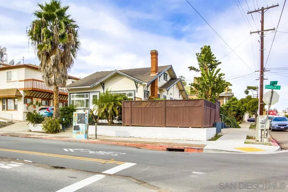 744 Robinson Ave, San Diego, CA 92103 - Photo 3 of 46, San Diego, CA