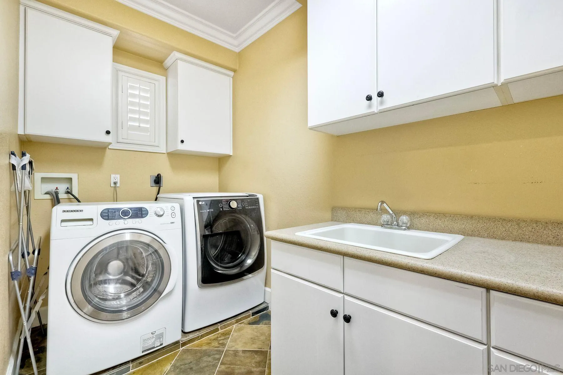 https://cdn.realtyfeed.com/cdn/127/260002473/2811739972b133ad2c584902a5be7848.webp