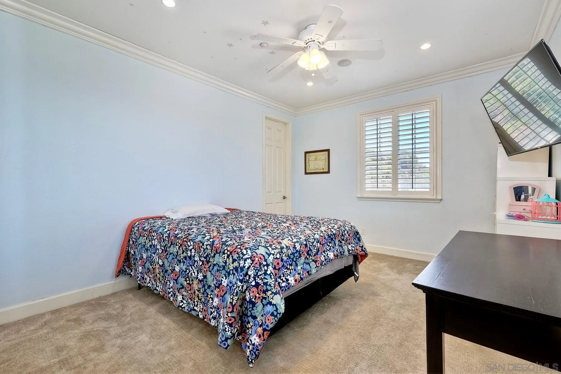 https://cdn.realtyfeed.com/cdn/127/260002473/e448f42ee51dd2234e6a0209474993c4.webp