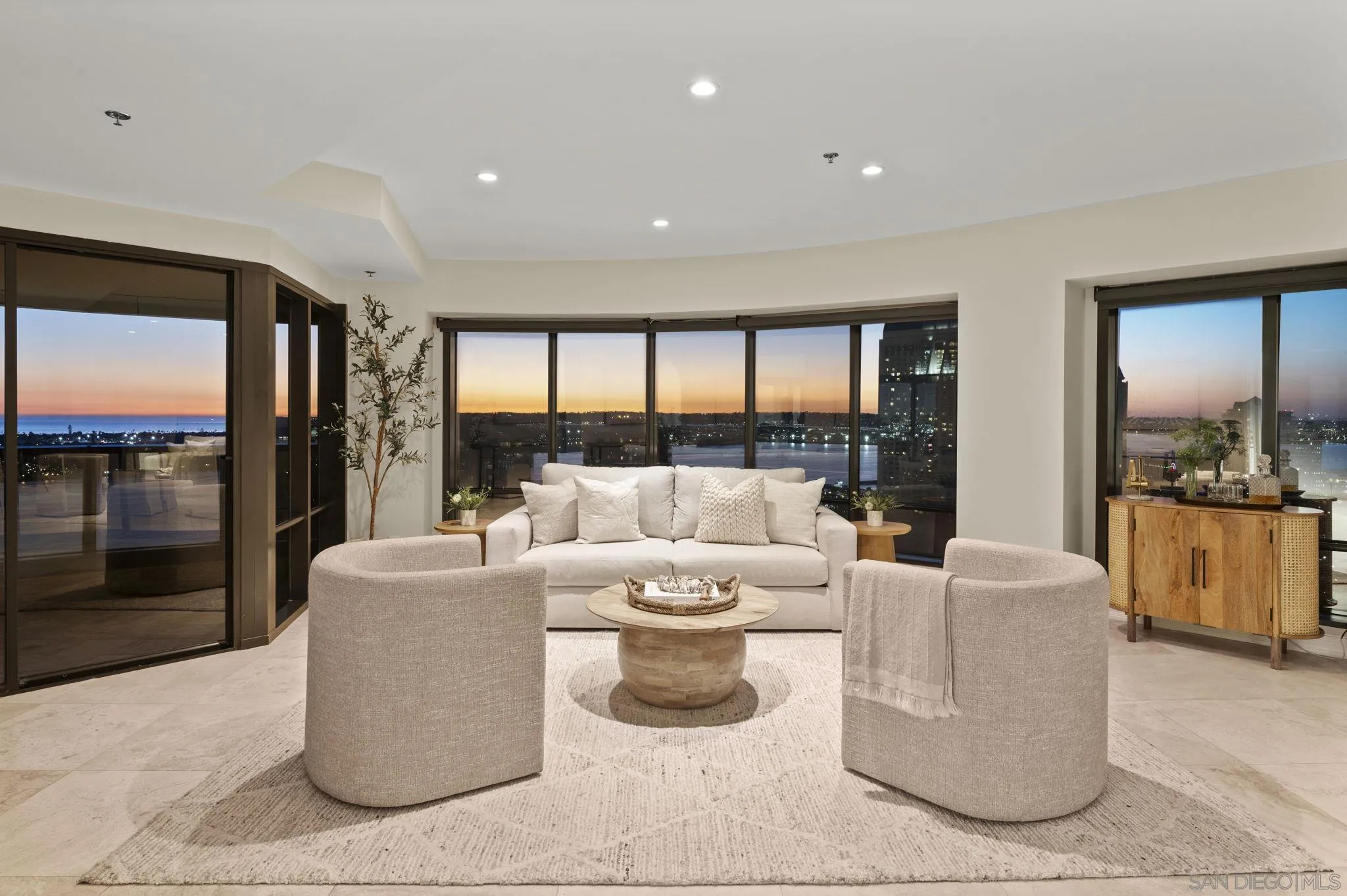 Photo #42: 260002489 Listing: Photo #42