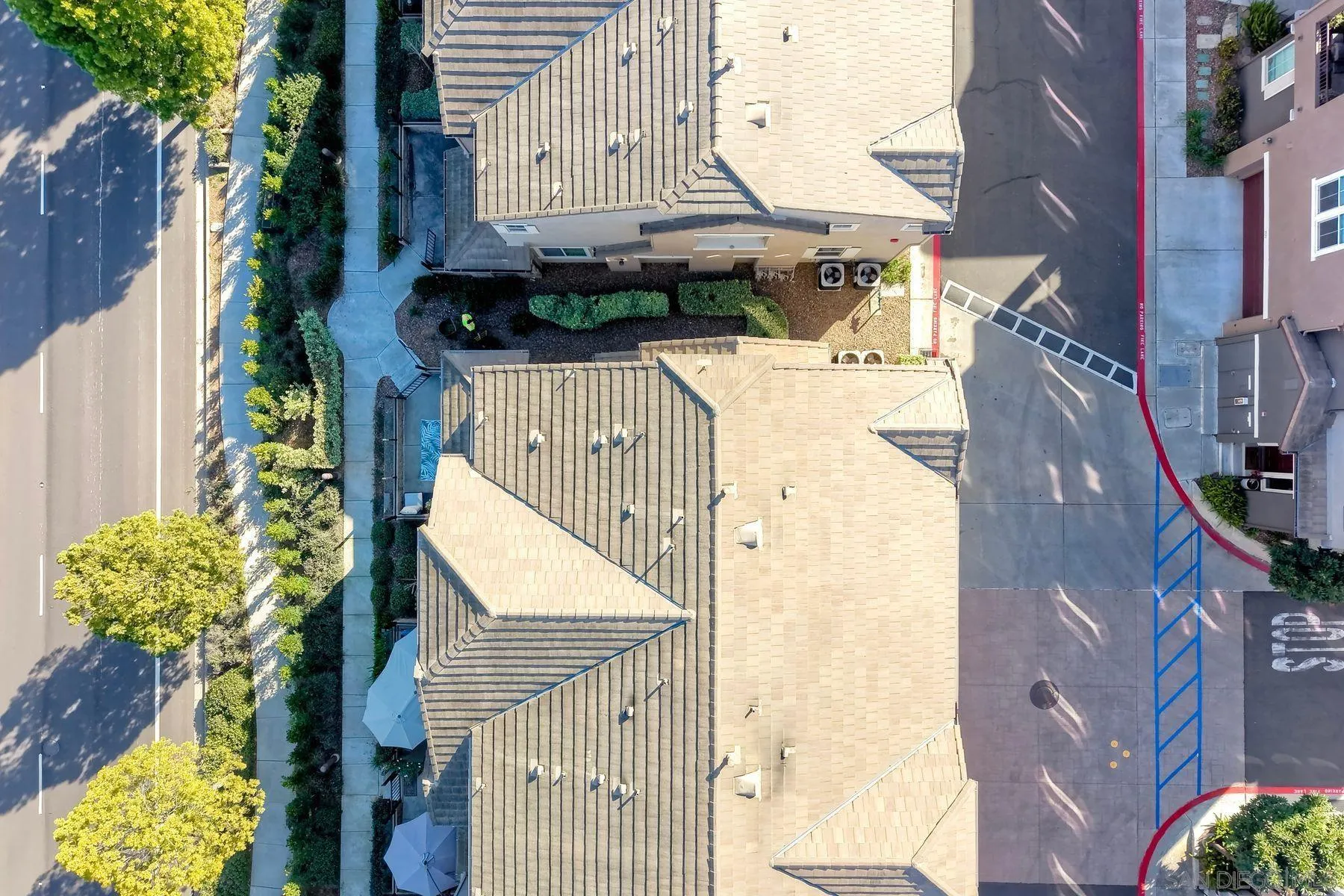 https://cdn.realtyfeed.com/cdn/127/260002495/4698bc603942441dd1989476619b2913.webp