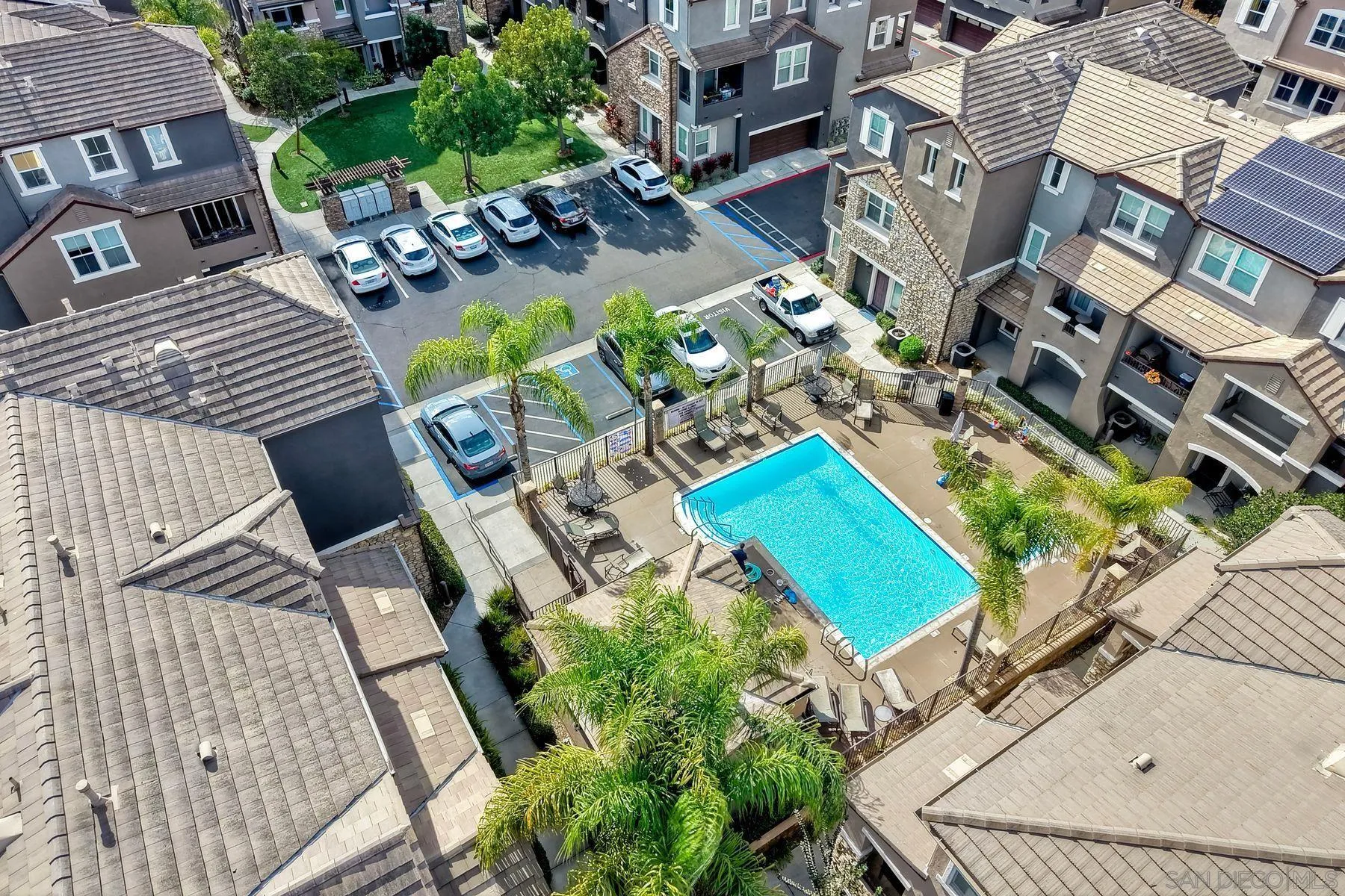 https://cdn.realtyfeed.com/cdn/127/260002495/d737492d2880b4079354a3490e441b94.webp