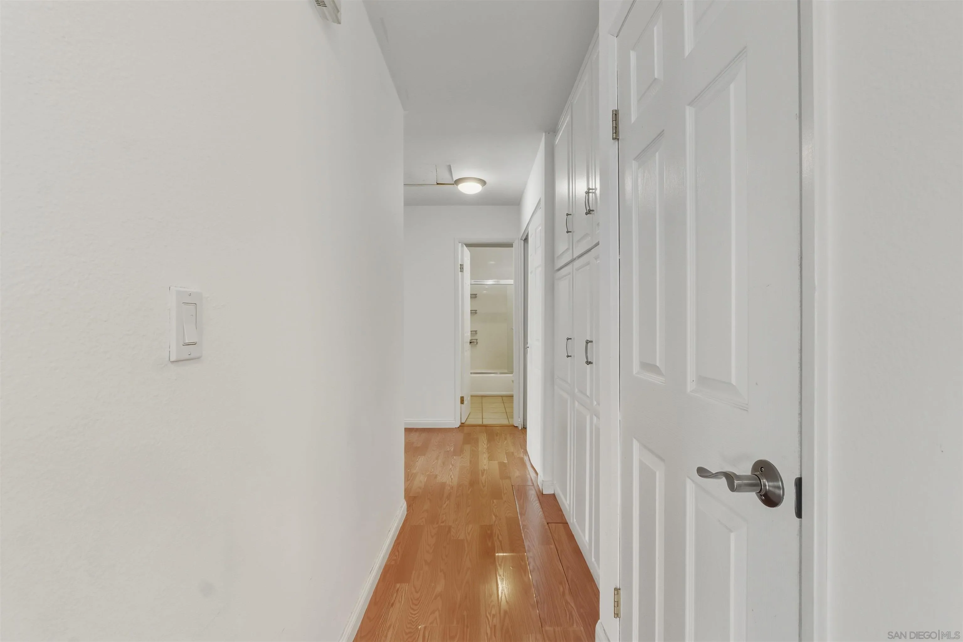 Photo #5: 260002499 Listing: Photo #5