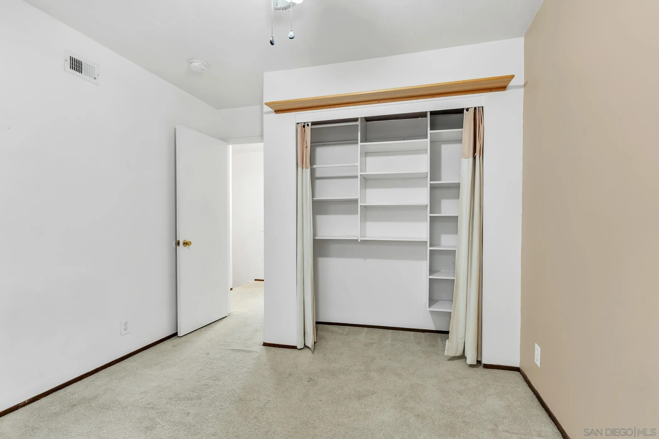 Photo #33: 2600025 Listing: Photo #33