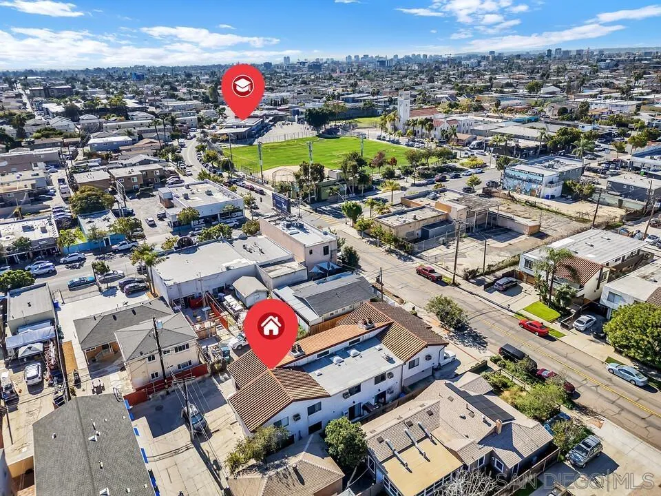 https://cdn.realtyfeed.com/cdn/127/260002500/12326d5e60c37bb8b3e8c9210a2af43a.webp