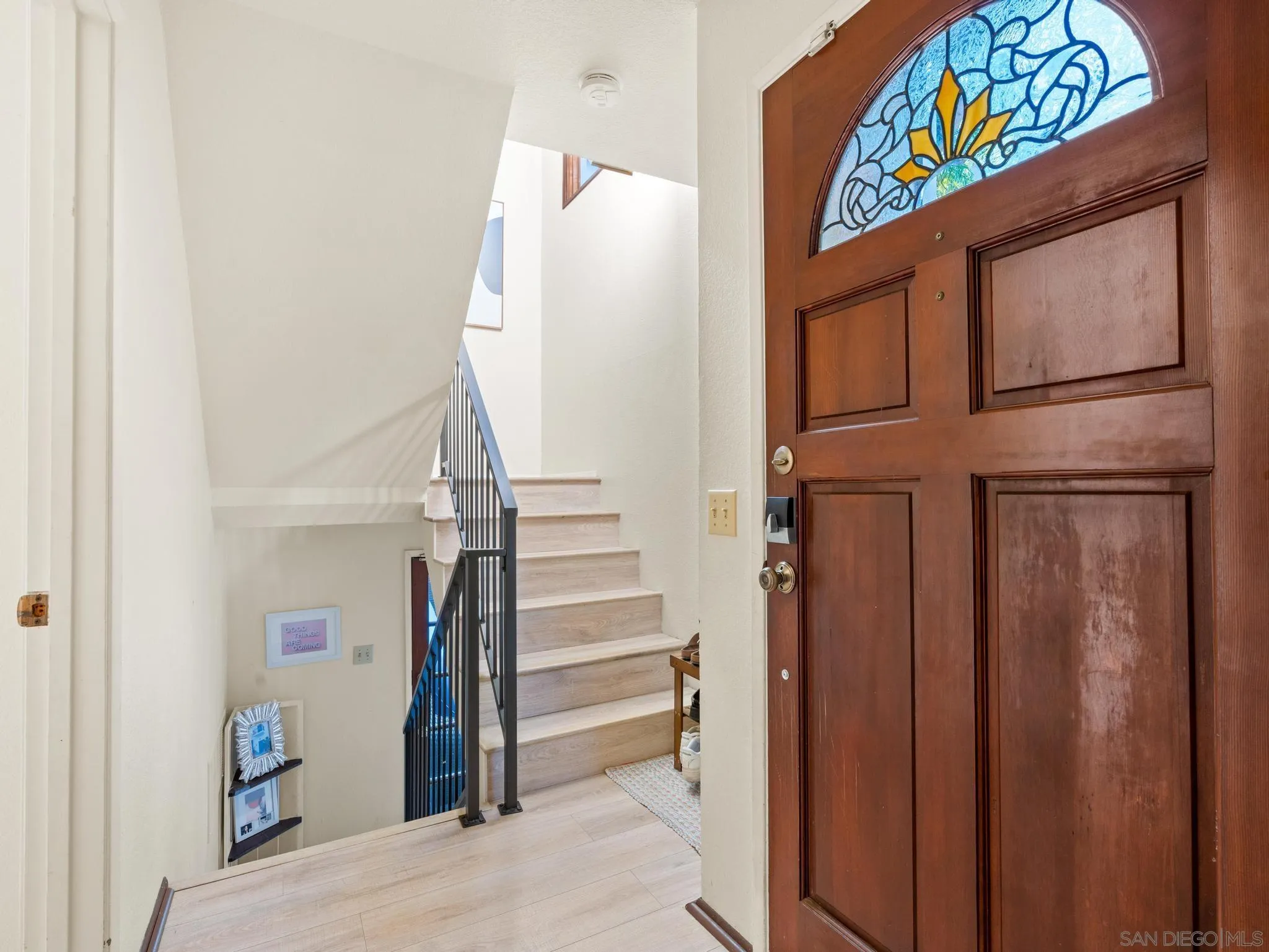 928 Agate Street, San Diego, CA, 92109