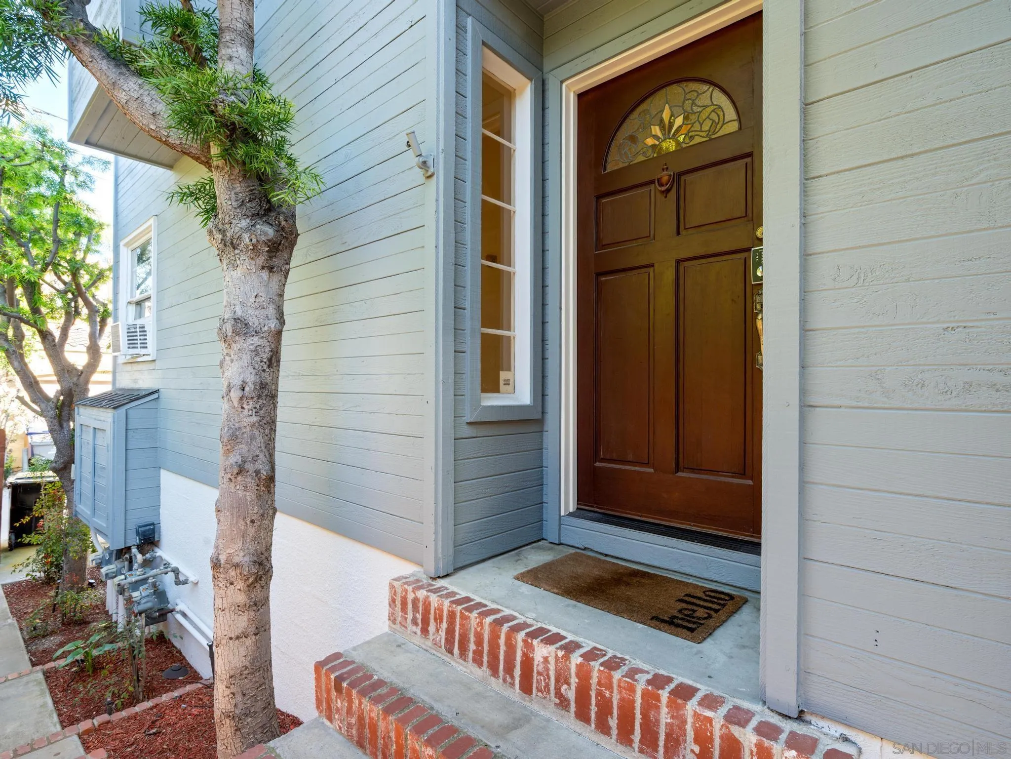 928 Agate Street, San Diego, CA, 92109