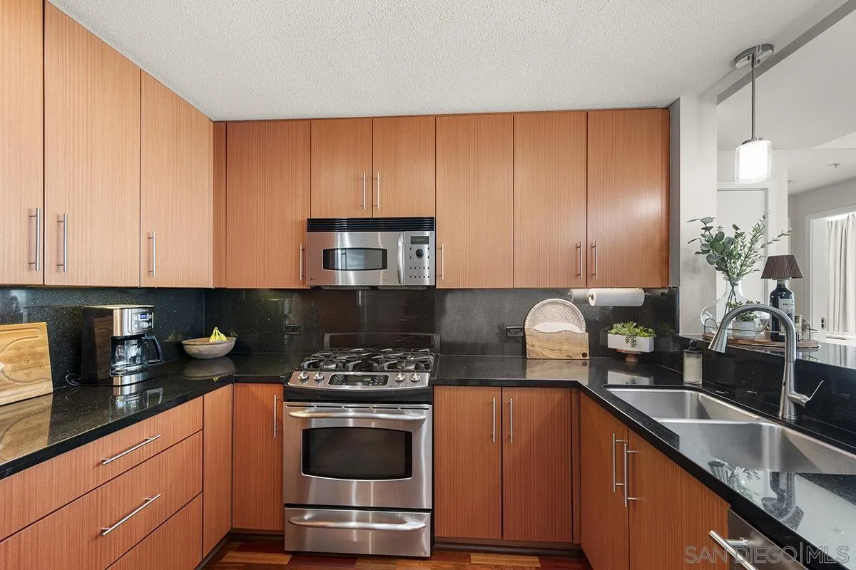 Photo #18: 260002506 Listing: Photo #18