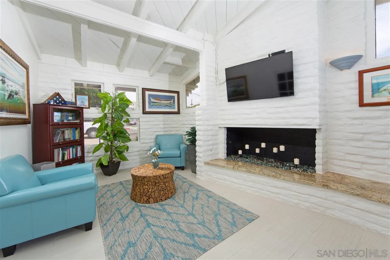 4526-38 CASS STREET, San Diego, CA, 92109