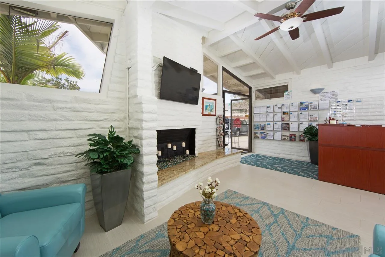 4526-38 CASS STREET, San Diego, CA, 92109