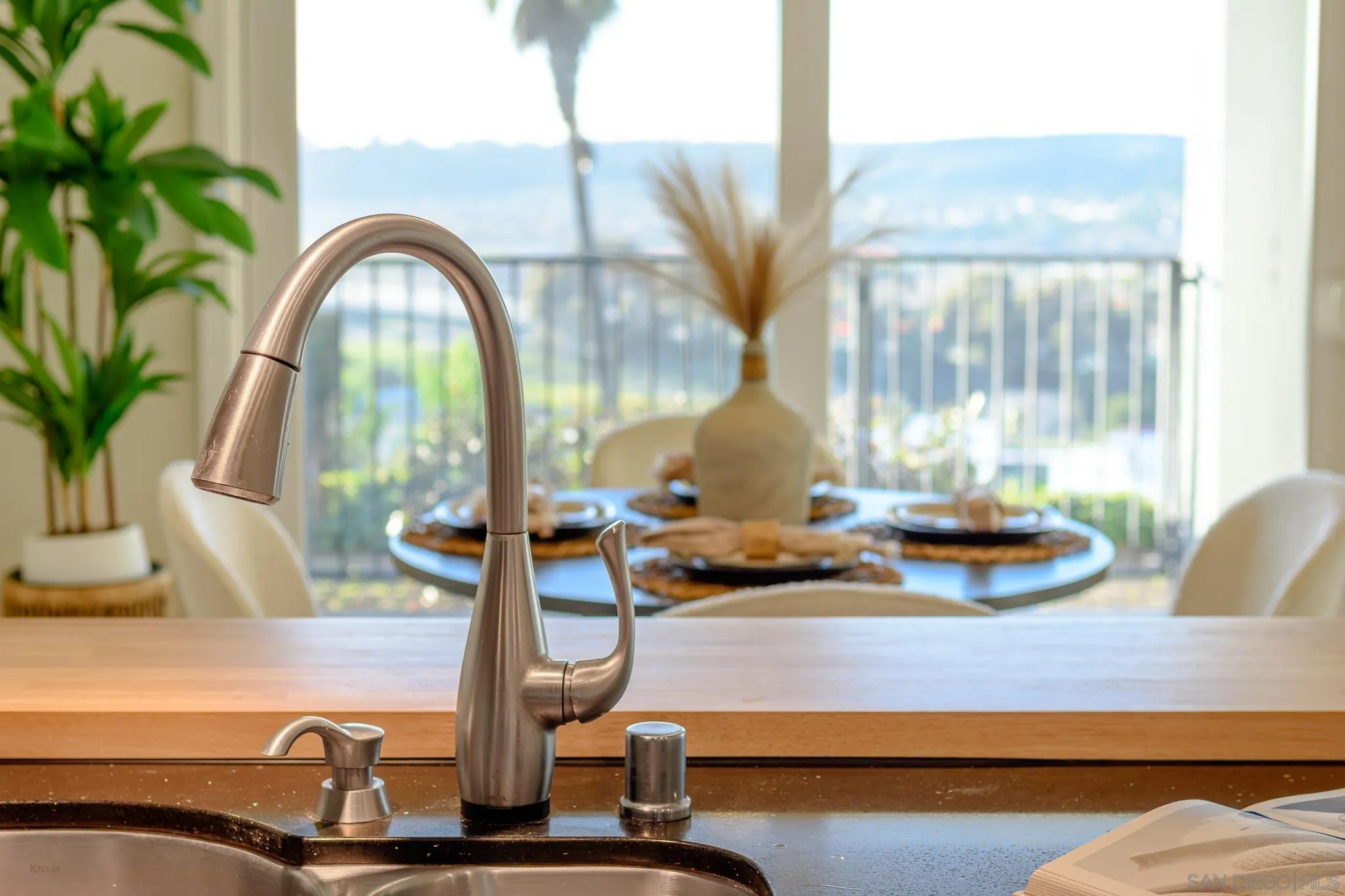 https://cdn.realtyfeed.com/cdn/127/260002518/2627d3673c38552e2a91c3c14ac6109d.webp