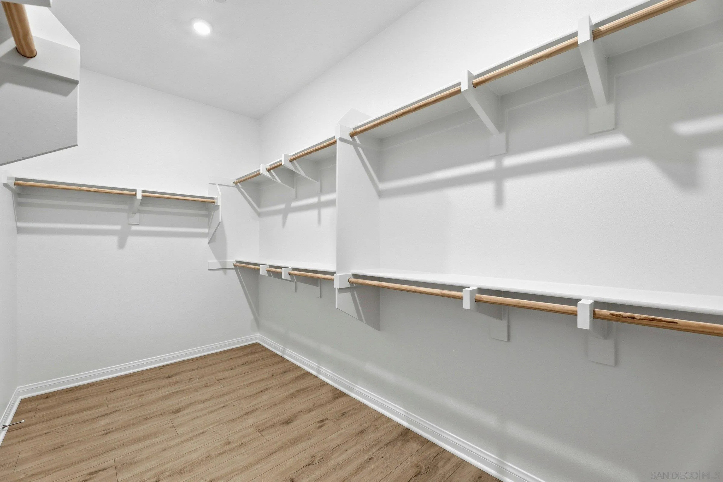 Photo #35: 260002520 Listing: Photo #35