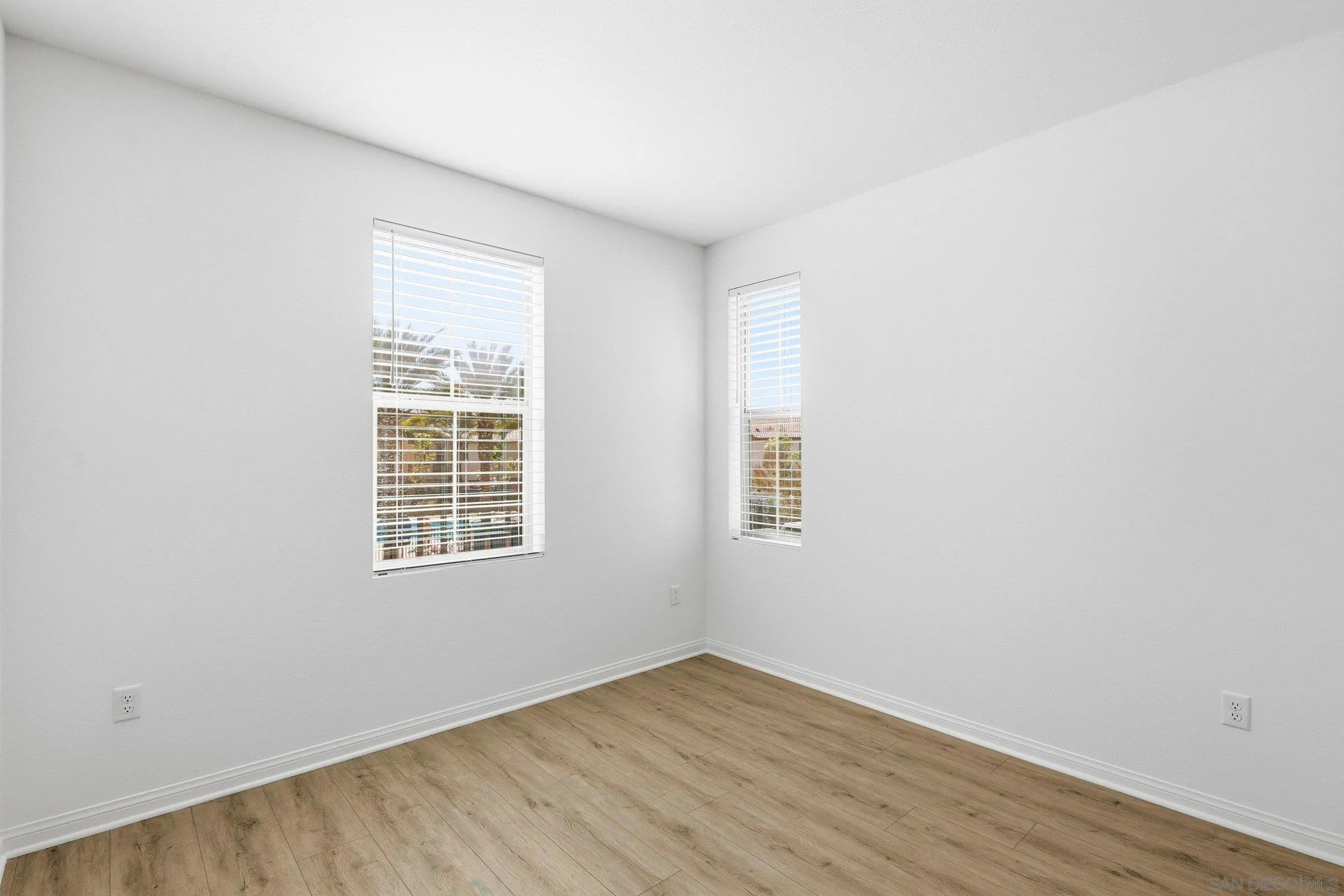 Photo #40: 260002520 Listing: Photo #40