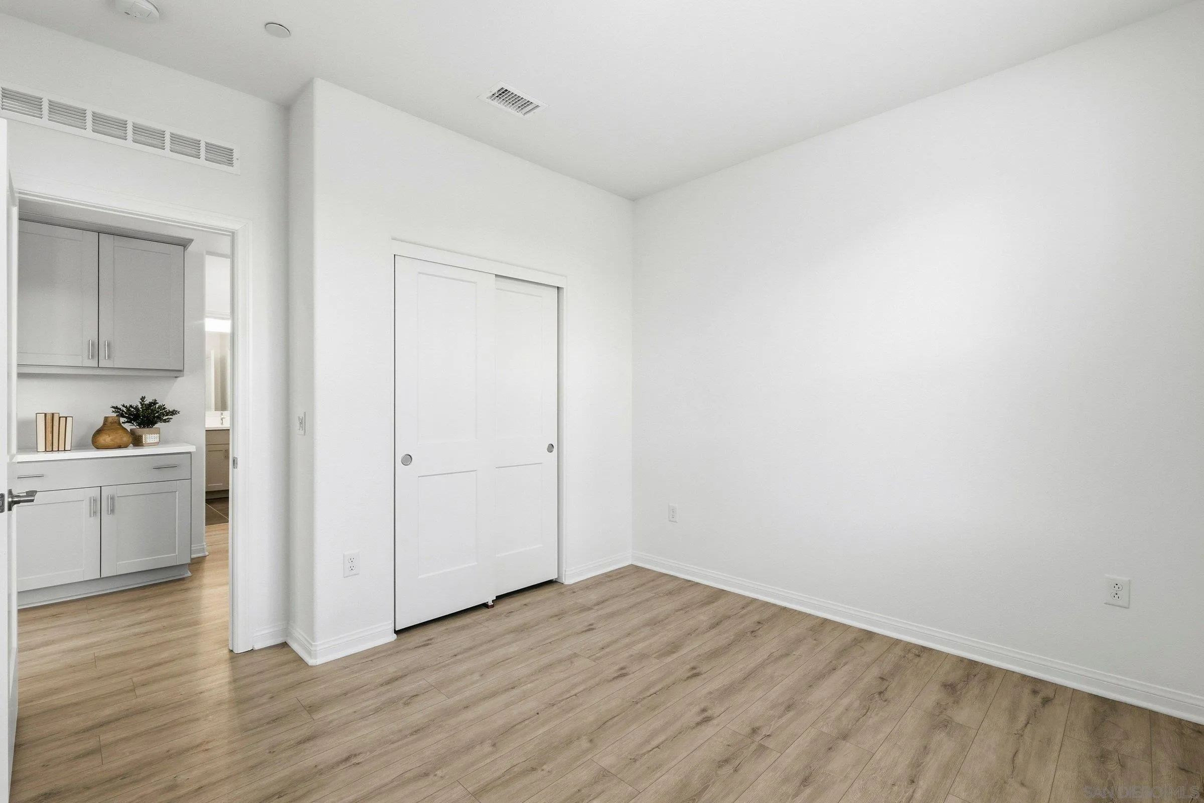 Photo #39: 260002520 Listing: Photo #39