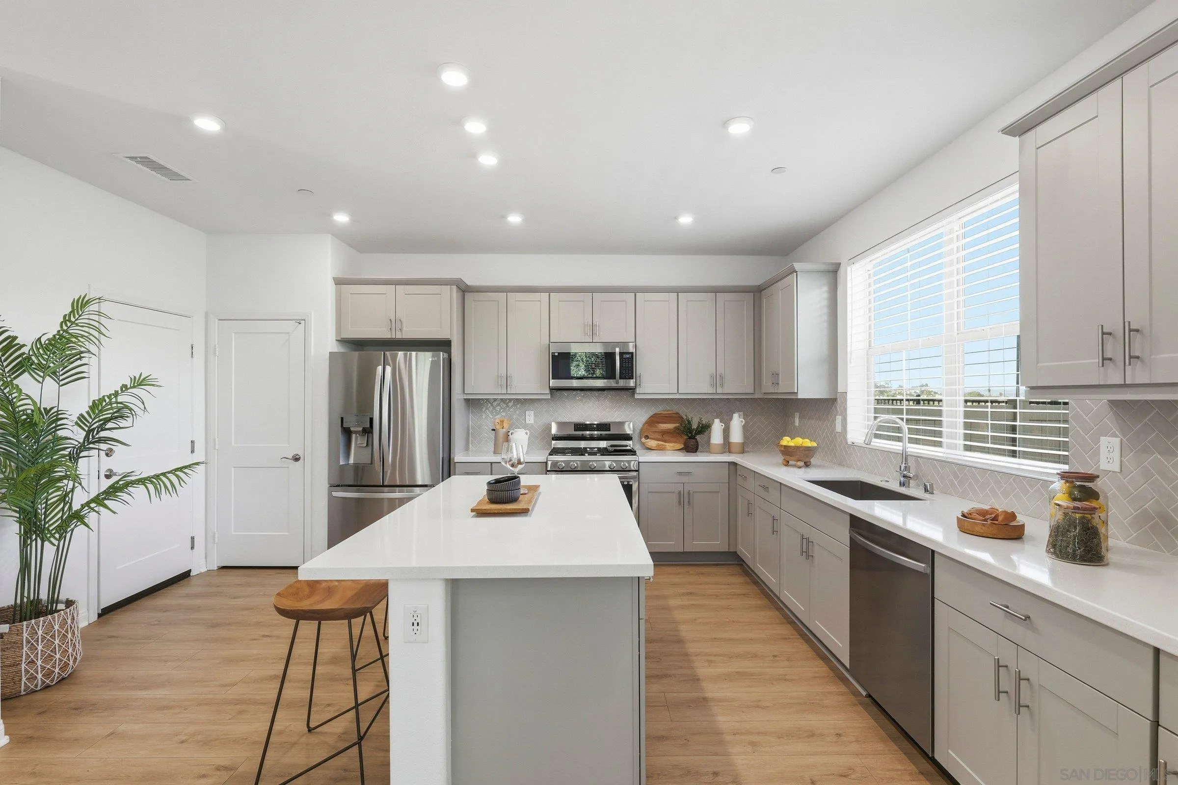 Photo #25: 260002520 Listing: Photo #25