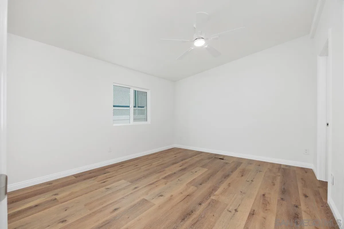 https://cdn.realtyfeed.com/cdn/127/260002524/506c458aca8c011857728428b46d9ceb.webp