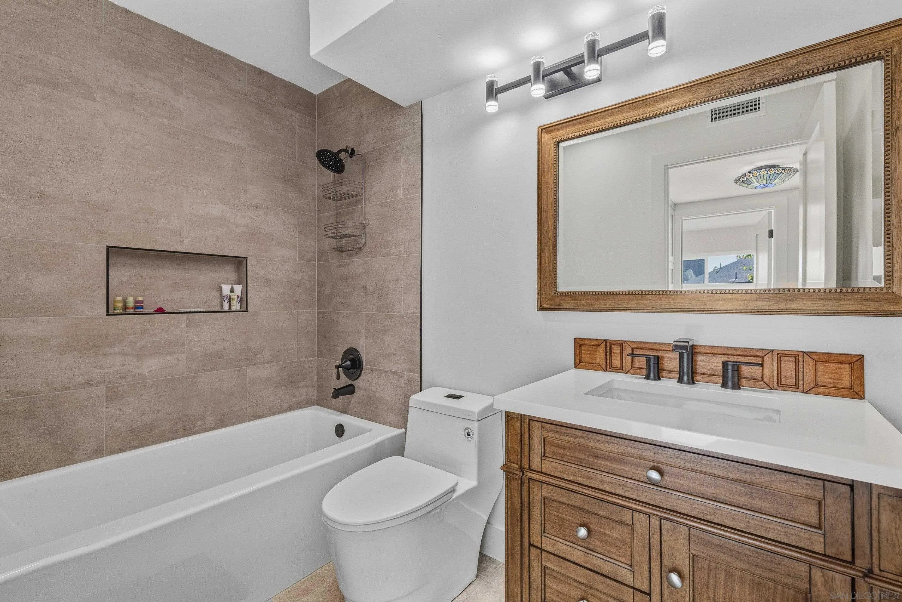 https://cdn.realtyfeed.com/cdn/127/260002528/67c6b62d6b4889a46563b119a96fb381.webp