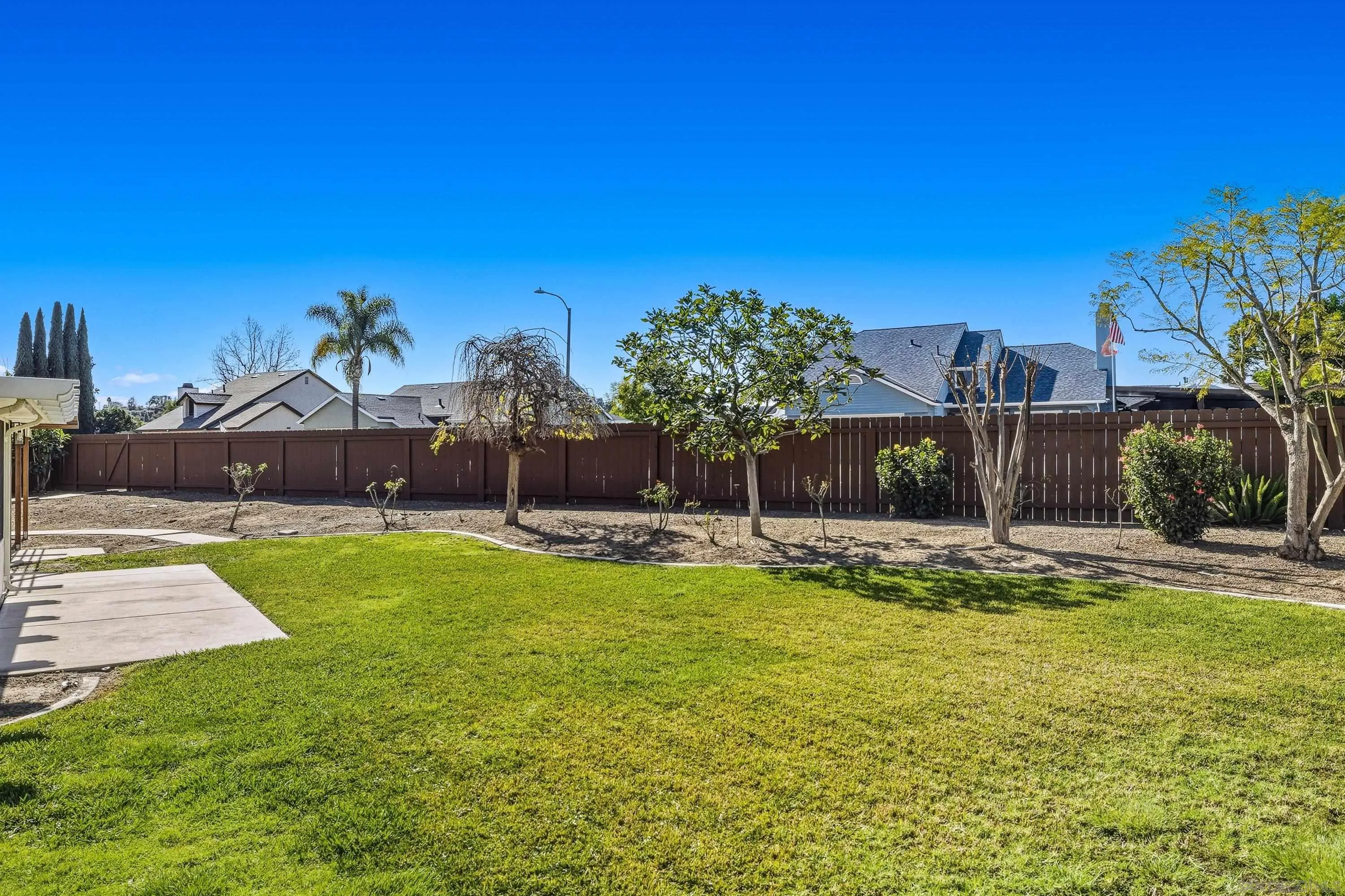 https://cdn.realtyfeed.com/cdn/127/260002528/b2fd54a24798aee1e2385d26339c357b.webp