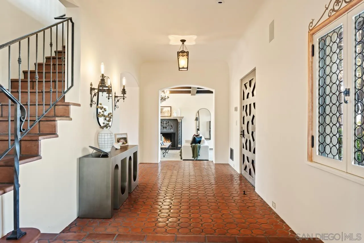 https://cdn.realtyfeed.com/cdn/127/260002530/ad85cc47ba28e31c2402ac7df129c194.webp