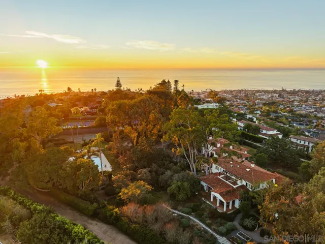 1205 MUIRLANDS DR, LA JOLLA, CA 92037  Photo 4