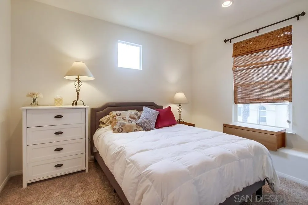 https://cdn.realtyfeed.com/cdn/127/260002534/040930561c9463800e85c4736d6940b1.webp