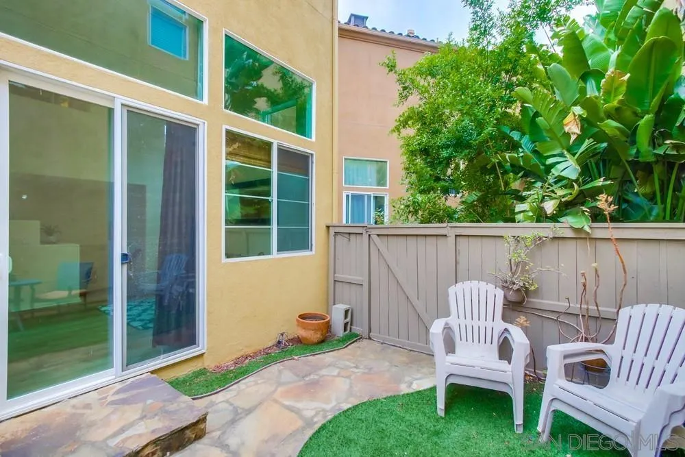 https://cdn.realtyfeed.com/cdn/127/260002534/909f76b68a85d93a3504164ca35c9f01.webp