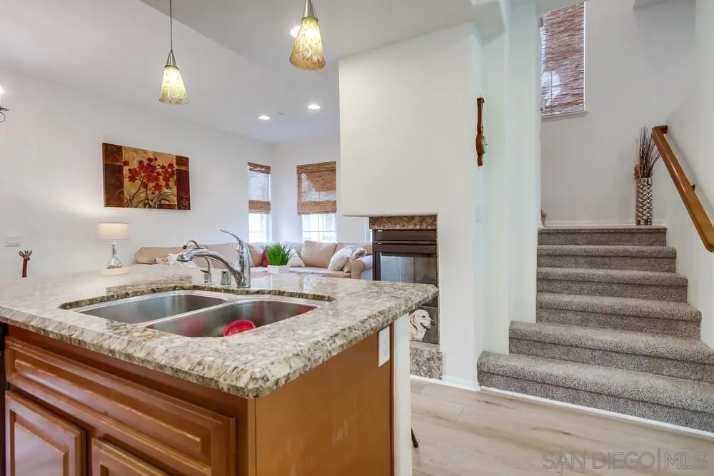 https://cdn.realtyfeed.com/cdn/127/260002534/c42b834856f056d9b5a713a0e082c22a.webp