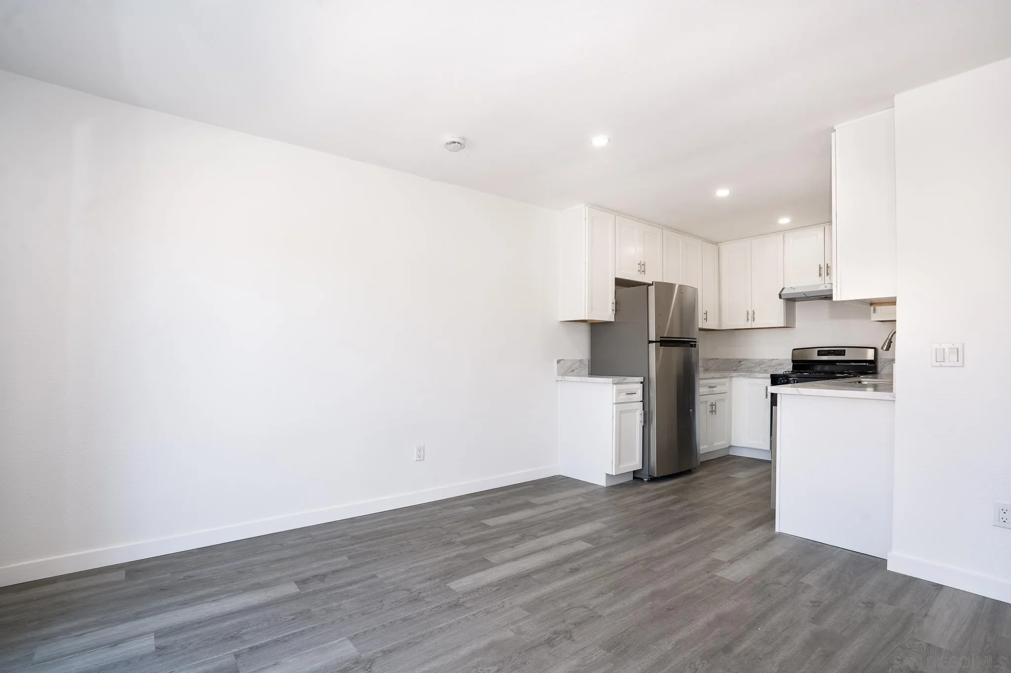 https://cdn.realtyfeed.com/cdn/127/260002538/d18e15b307361dbe25d5c4d789aea2da.webp