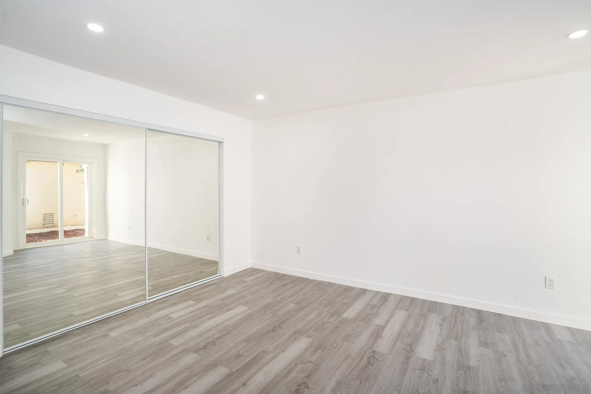 https://cdn.realtyfeed.com/cdn/127/260002538/dc23ce57add5539be892955d22c71b61.webp