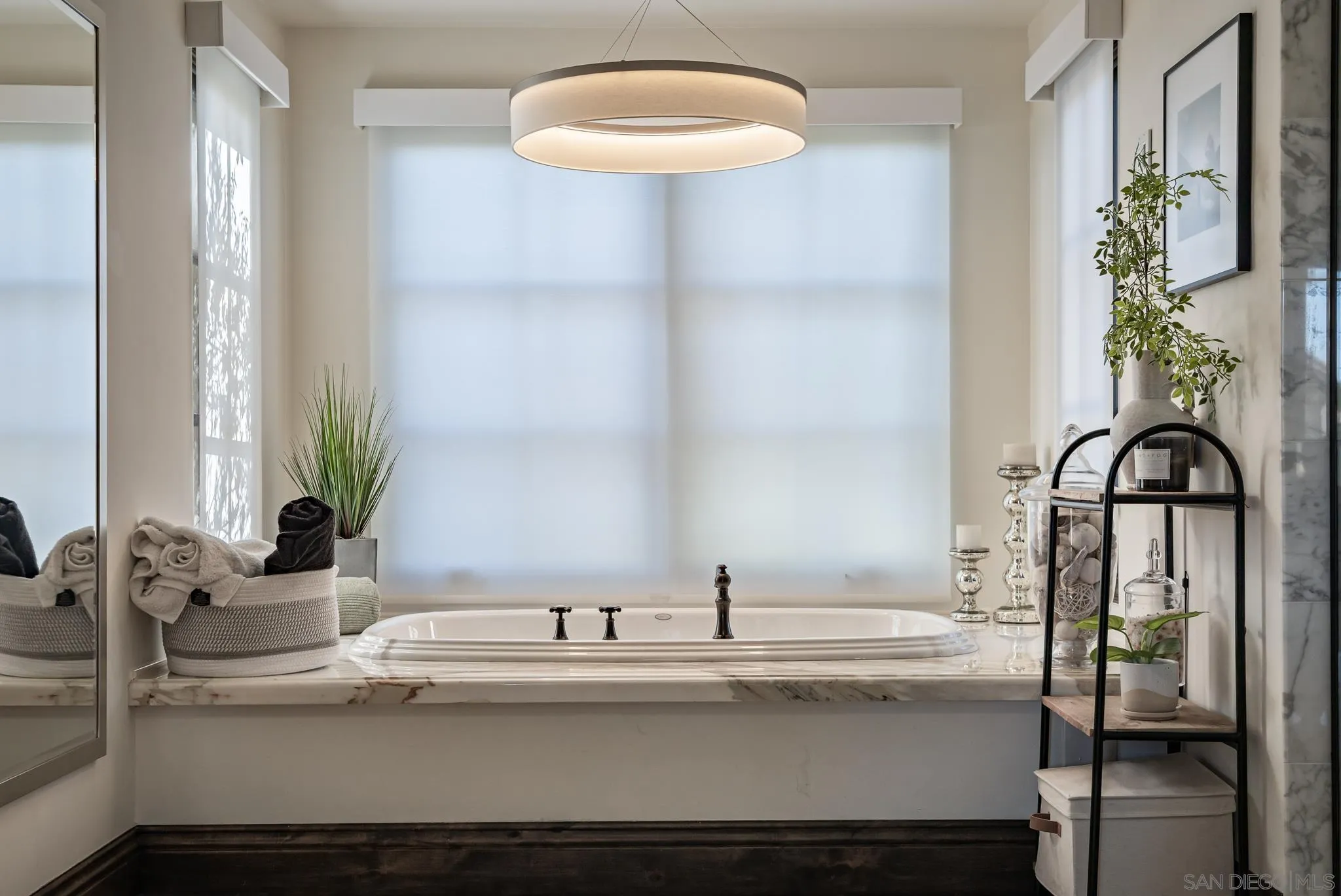 https://cdn.realtyfeed.com/cdn/127/260002540/89f1ecb1354988a33b3e5b6e5c2262a5.webp