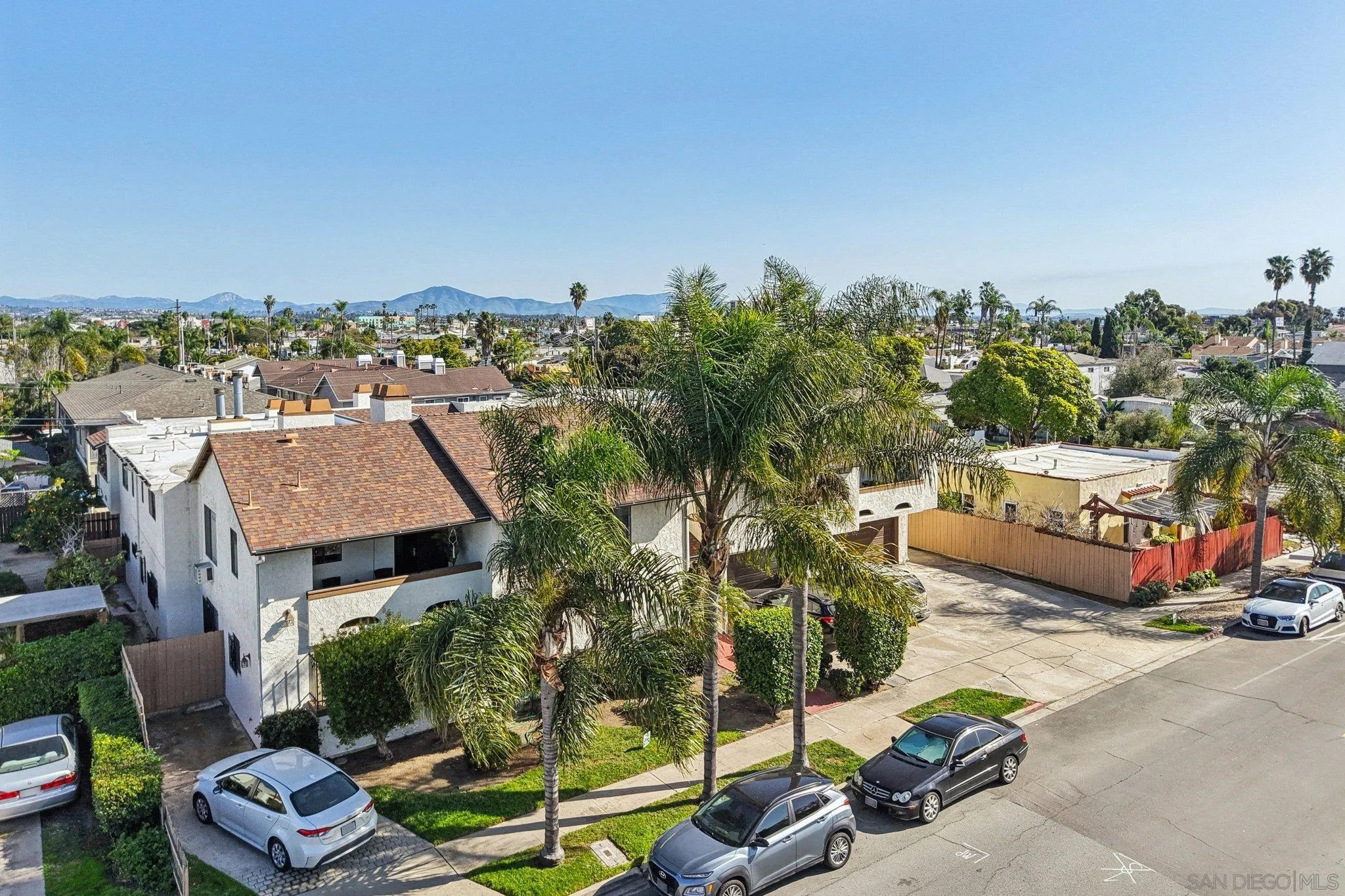 https://cdn.realtyfeed.com/cdn/127/260002544/8962d4d639a3cf82662a97fb114cd055.webp