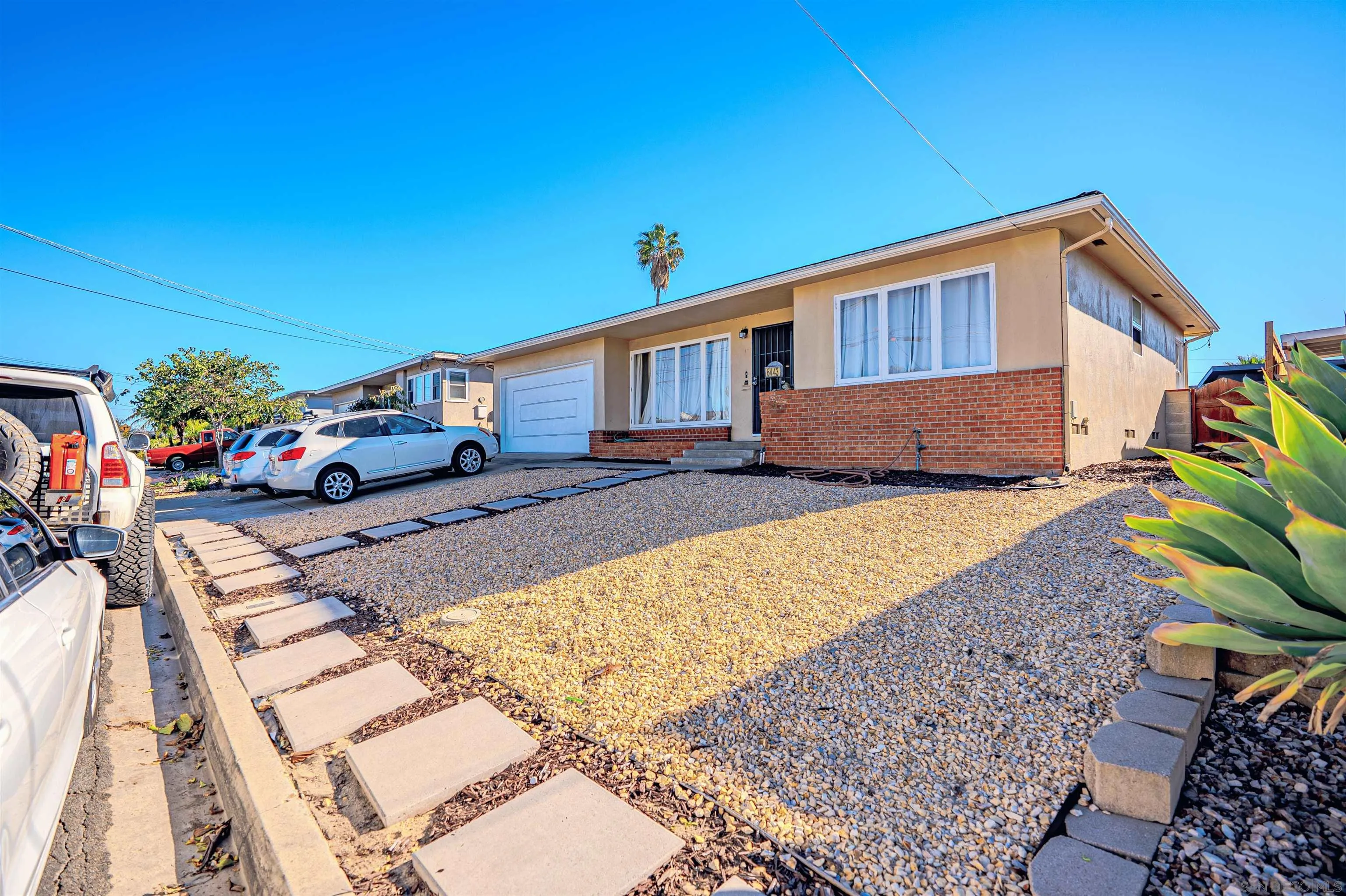 https://cdn.realtyfeed.com/cdn/127/260002545/875781304ac045a33322ac2460804853.webp