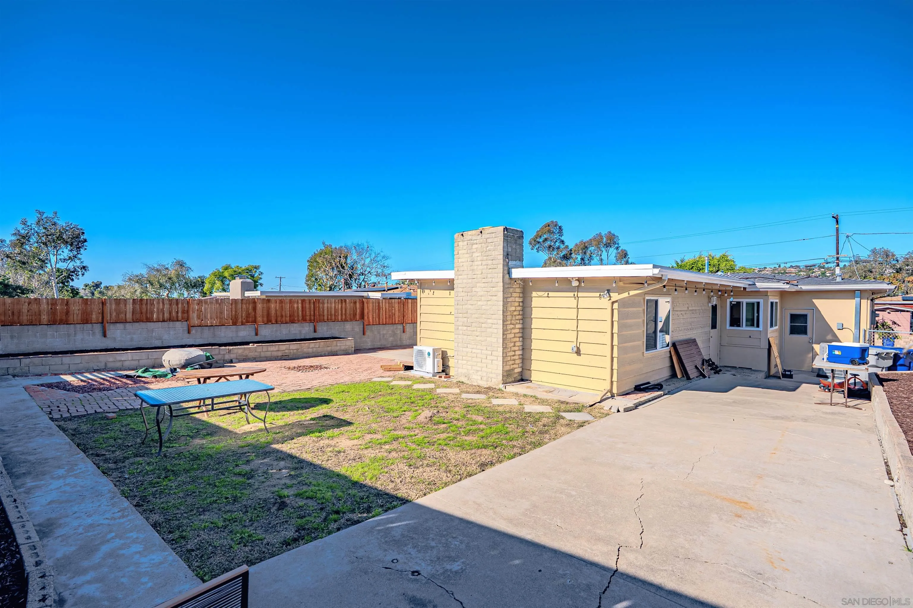 https://cdn.realtyfeed.com/cdn/127/260002545/8885b66329dbd9a96913664c624c25db.webp