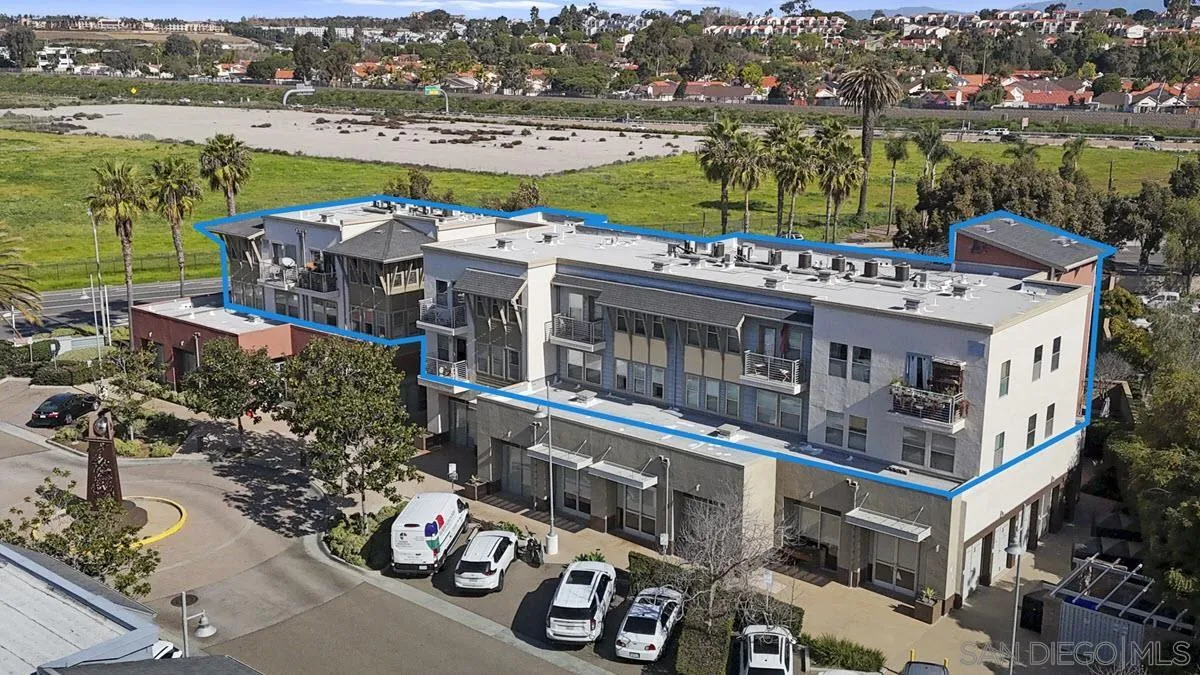 6801 Embarcadero Ln, Carlsbad, CA, 92011