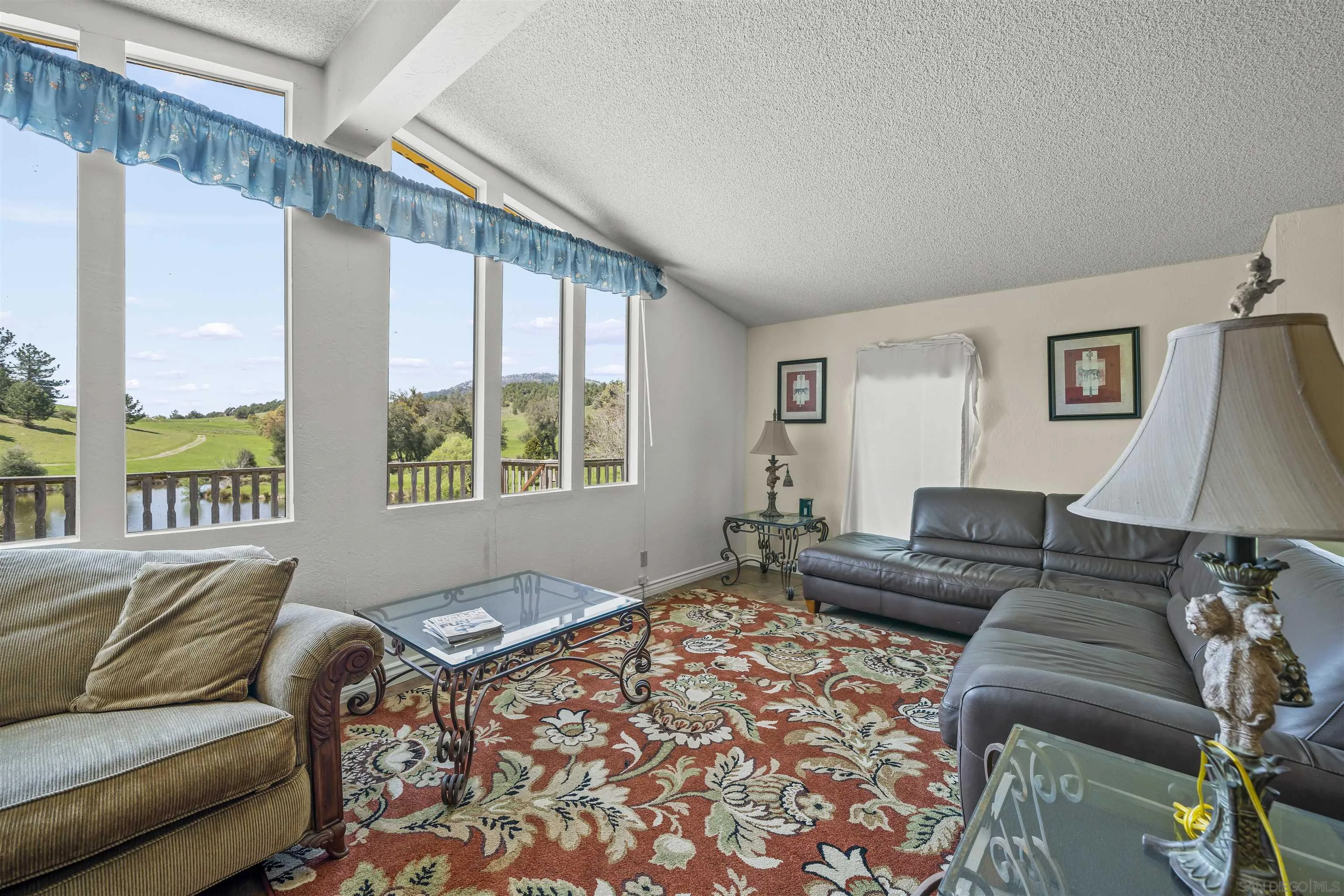 https://cdn.realtyfeed.com/cdn/127/260002550/748c6b38442a1ca56e30855c7eee0de3.webp