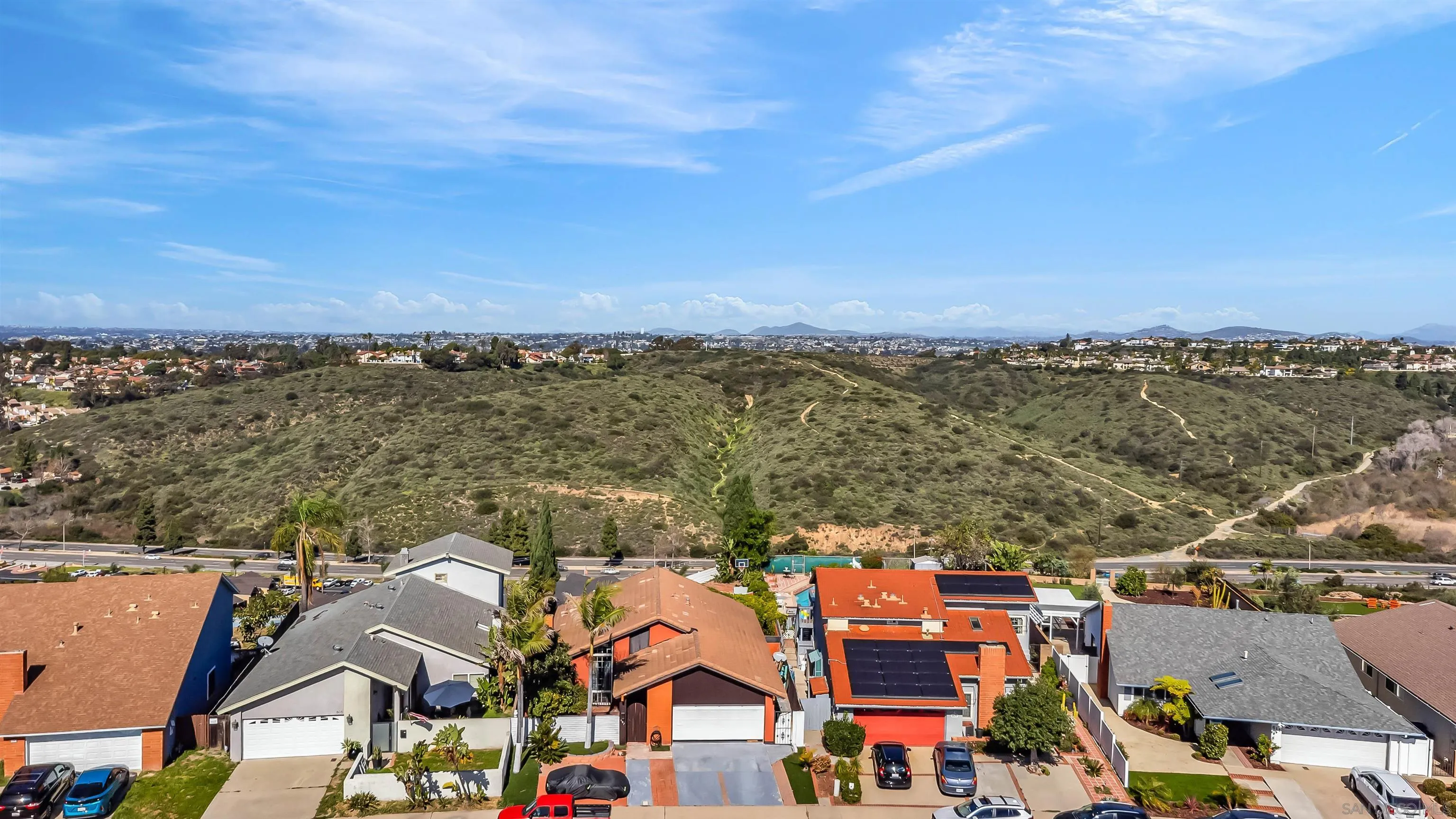 https://cdn.realtyfeed.com/cdn/127/260002551/ac181e5785fe6cc0f33589c02469d5b4.webp