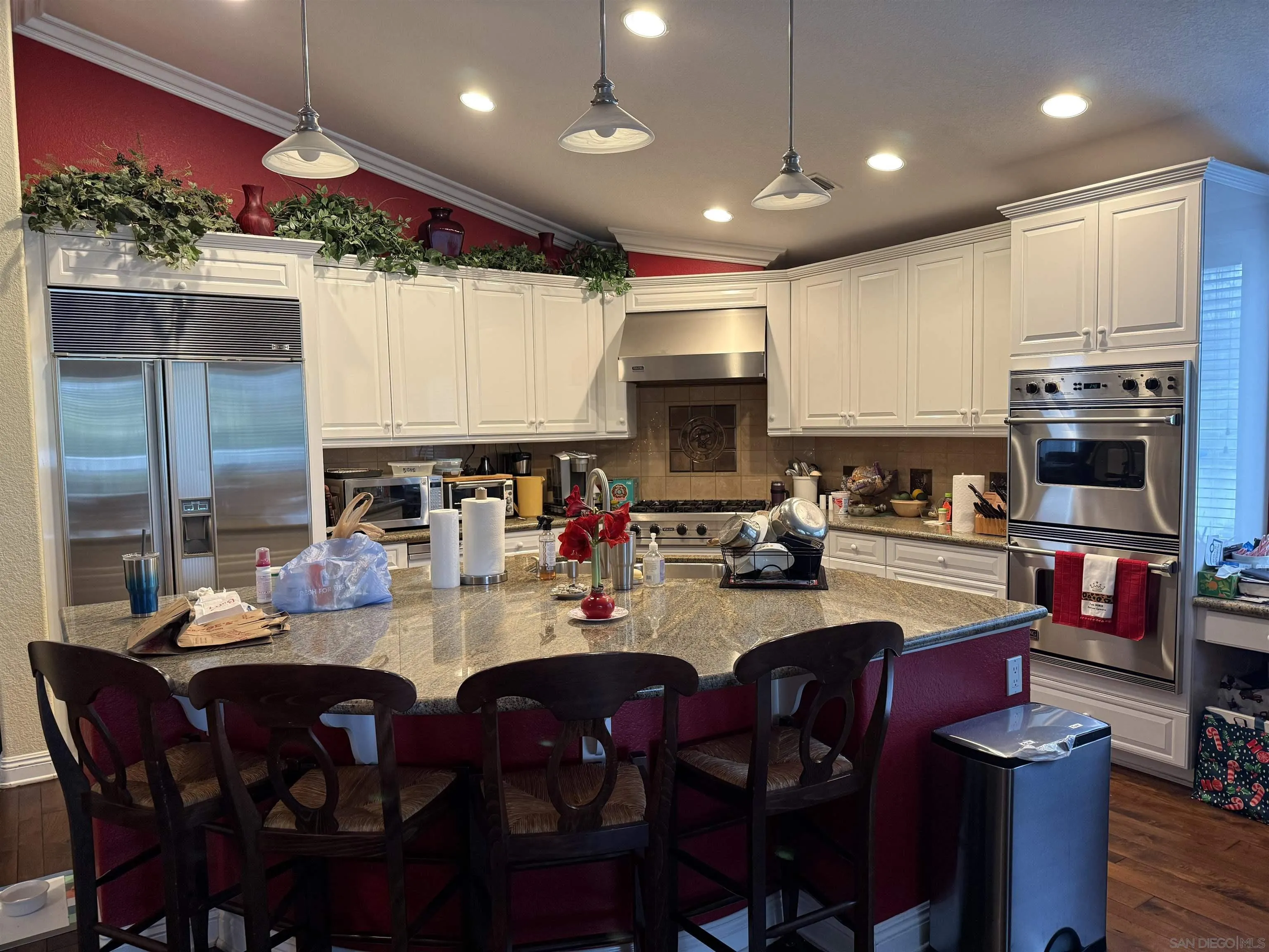 https://cdn.realtyfeed.com/cdn/127/260002552/a881131af889d4a181232e62d9498eb7.webp