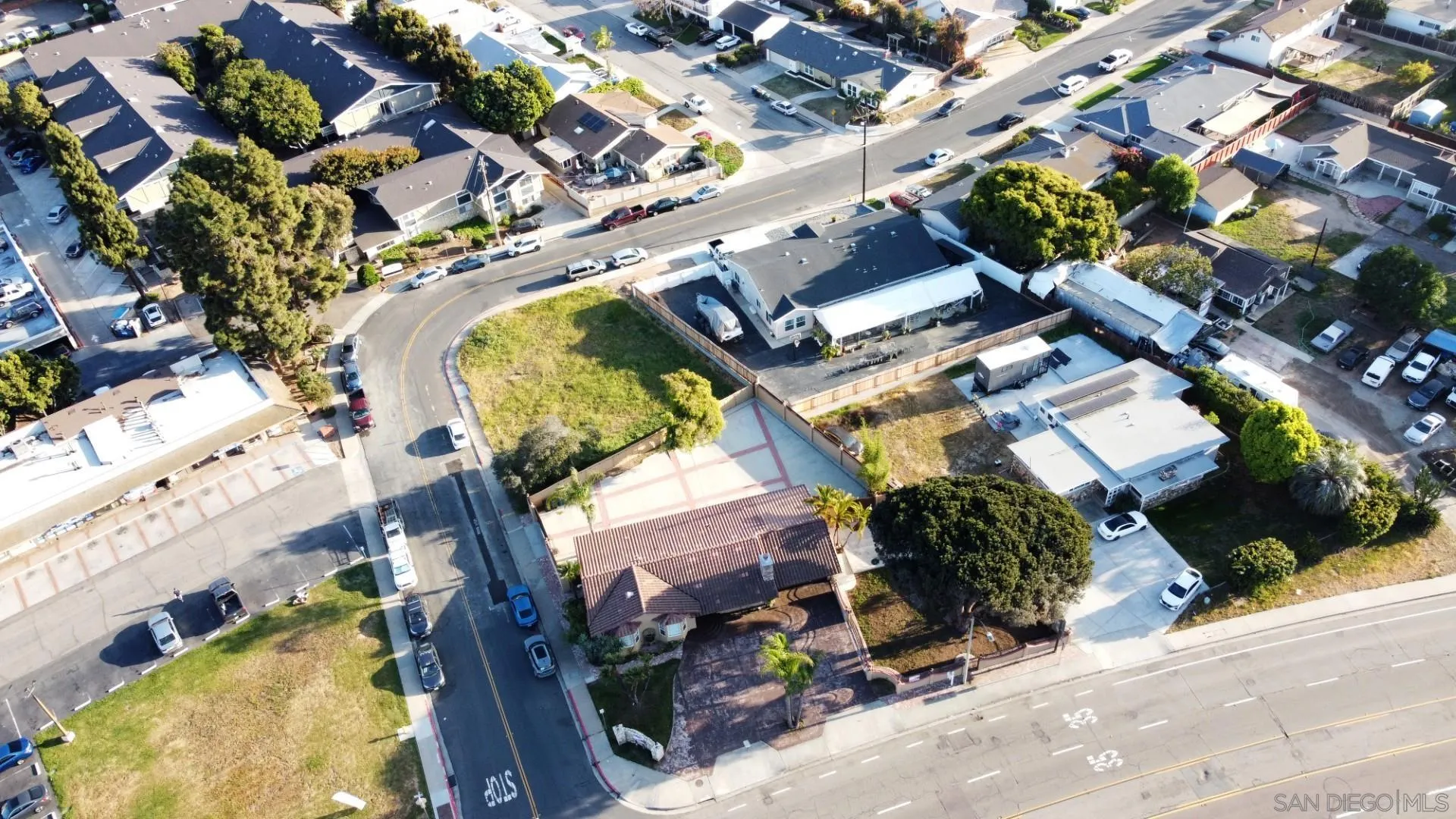 https://cdn.realtyfeed.com/cdn/127/260002558/23c2e64e6fb5038022ff086c9789ede1.webp