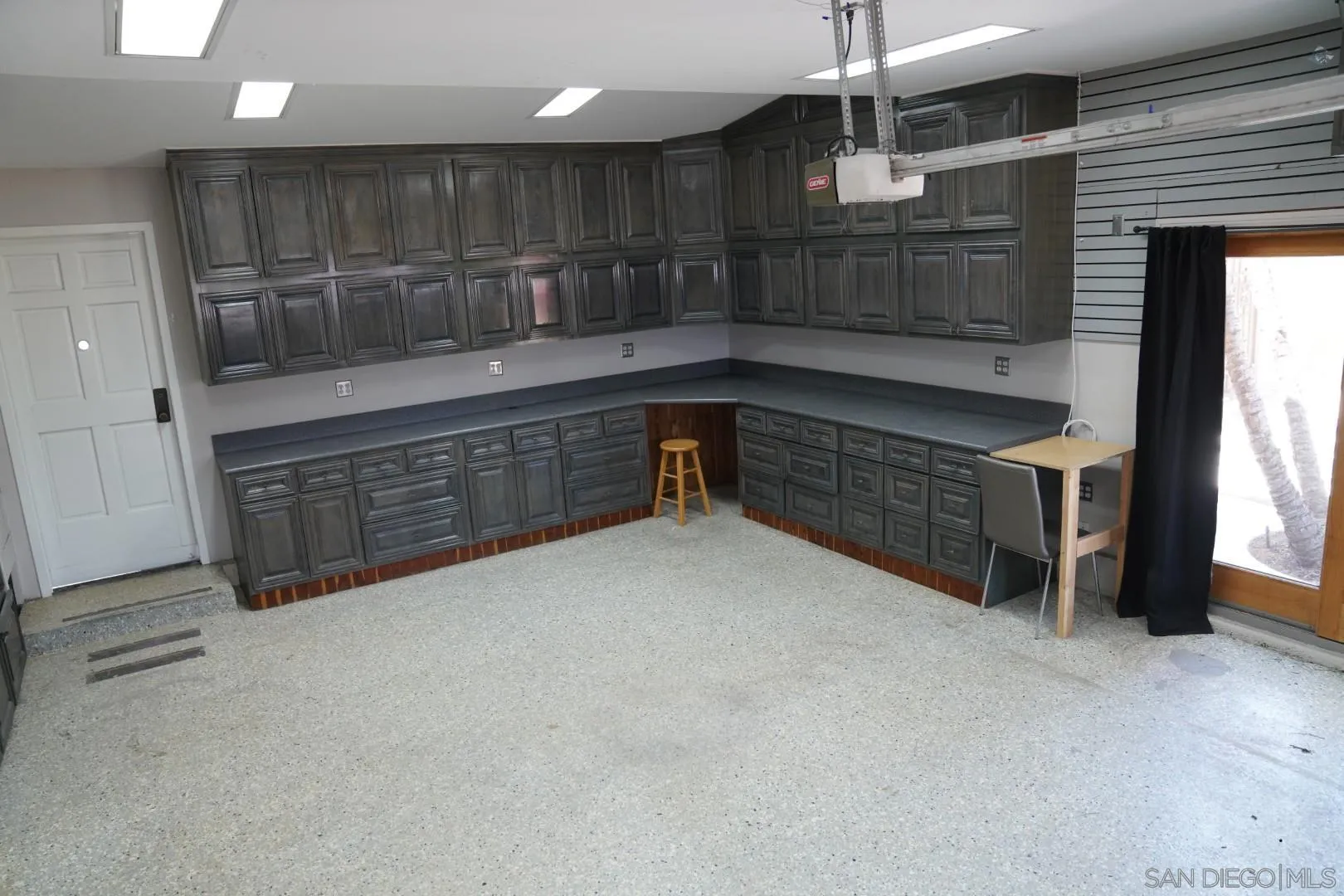 https://cdn.realtyfeed.com/cdn/127/260002558/30219ad6a68c144b43f784e77659ceb8.webp