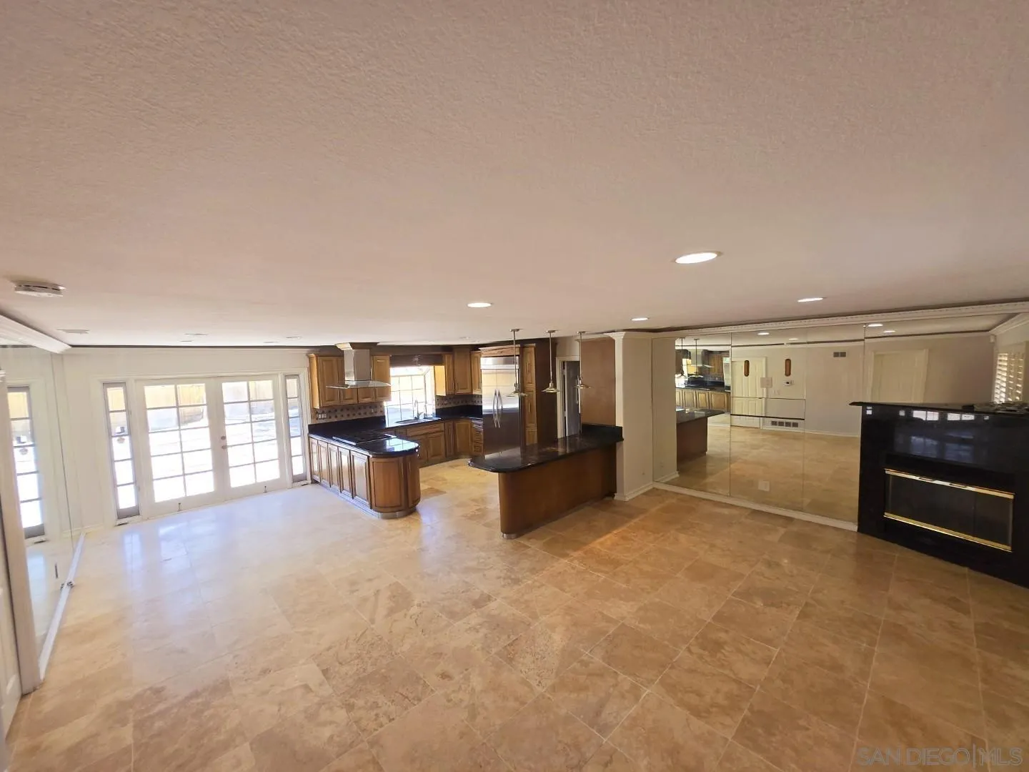 https://cdn.realtyfeed.com/cdn/127/260002558/f046af3c0b723b2f9c57e52761de6dc5.webp