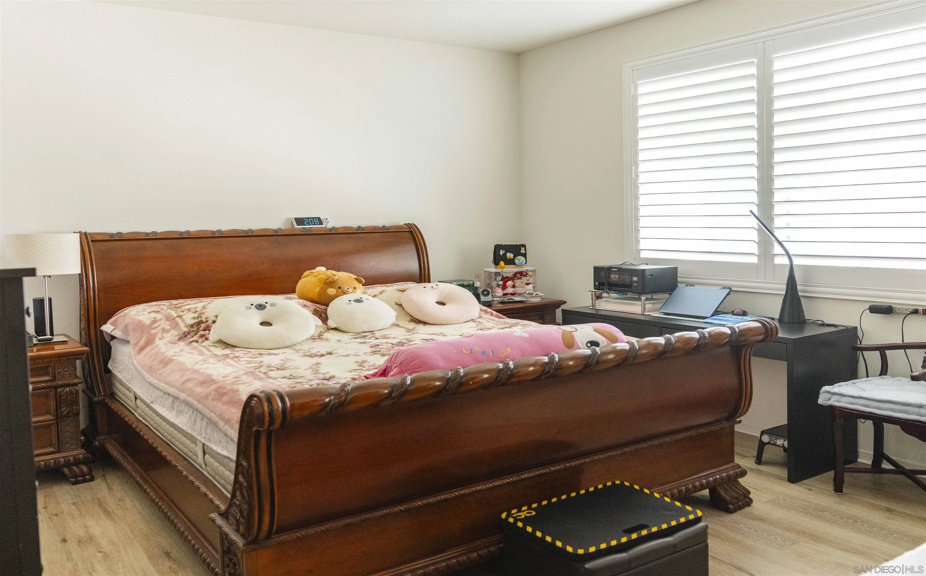https://cdn.realtyfeed.com/cdn/127/260002563/2597a8798368790ebf2305085d71e584.webp