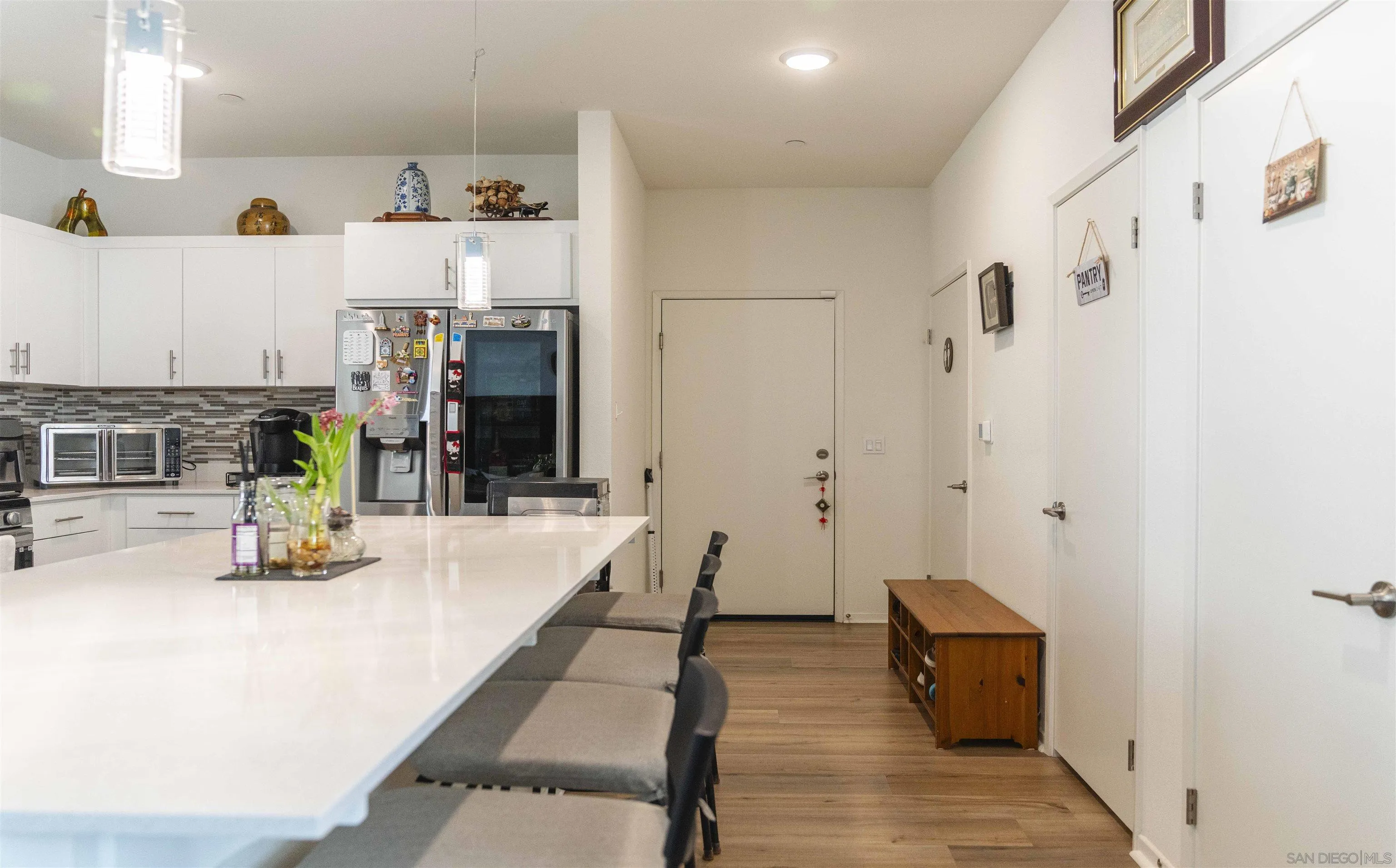 https://cdn.realtyfeed.com/cdn/127/260002563/3e9f2867623a578d19482ba9a2c61b83.webp